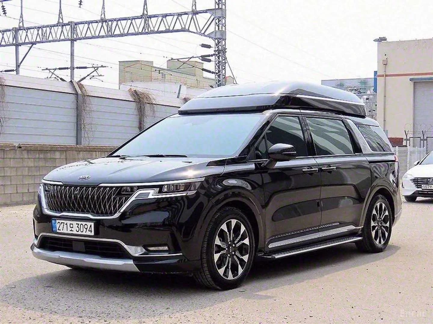 Kia Carnival Gasoline 9-Seater Hi-Limousine Signature, 2021 г. 30393 км. — фото 2