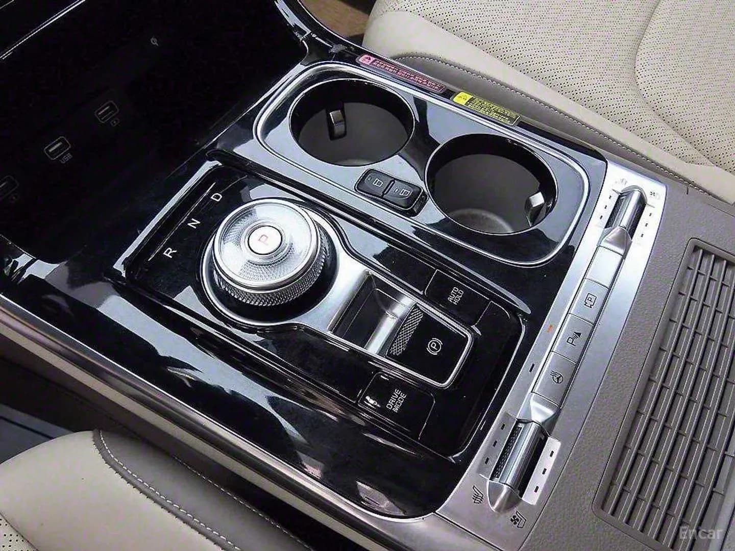 Kia Carnival Gasoline 9-Seater Hi-Limousine Signature, 2021 г. 30393 км. — фото 11