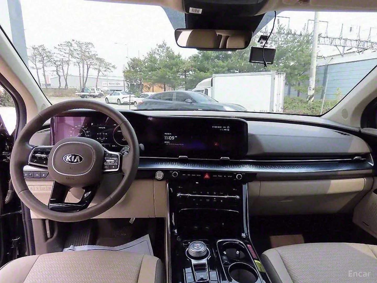 Kia Carnival Gasoline 9-Seater Hi-Limousine Signature, 2021 г. 30393 км. — фото 8