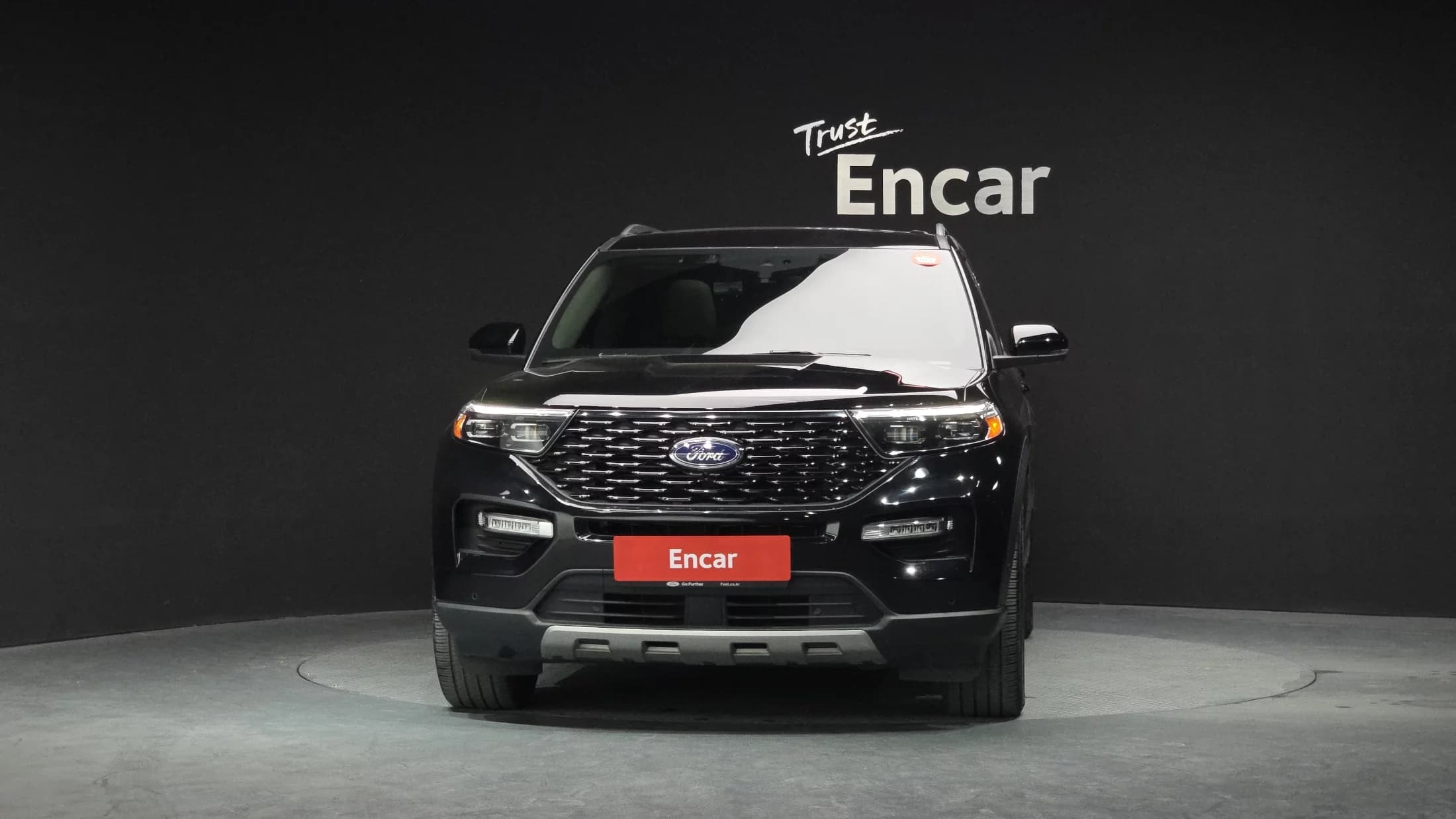 Ford EXPLORER 3.0 Platinum 4WD, 2022 г. 69212 км. — фото 3
