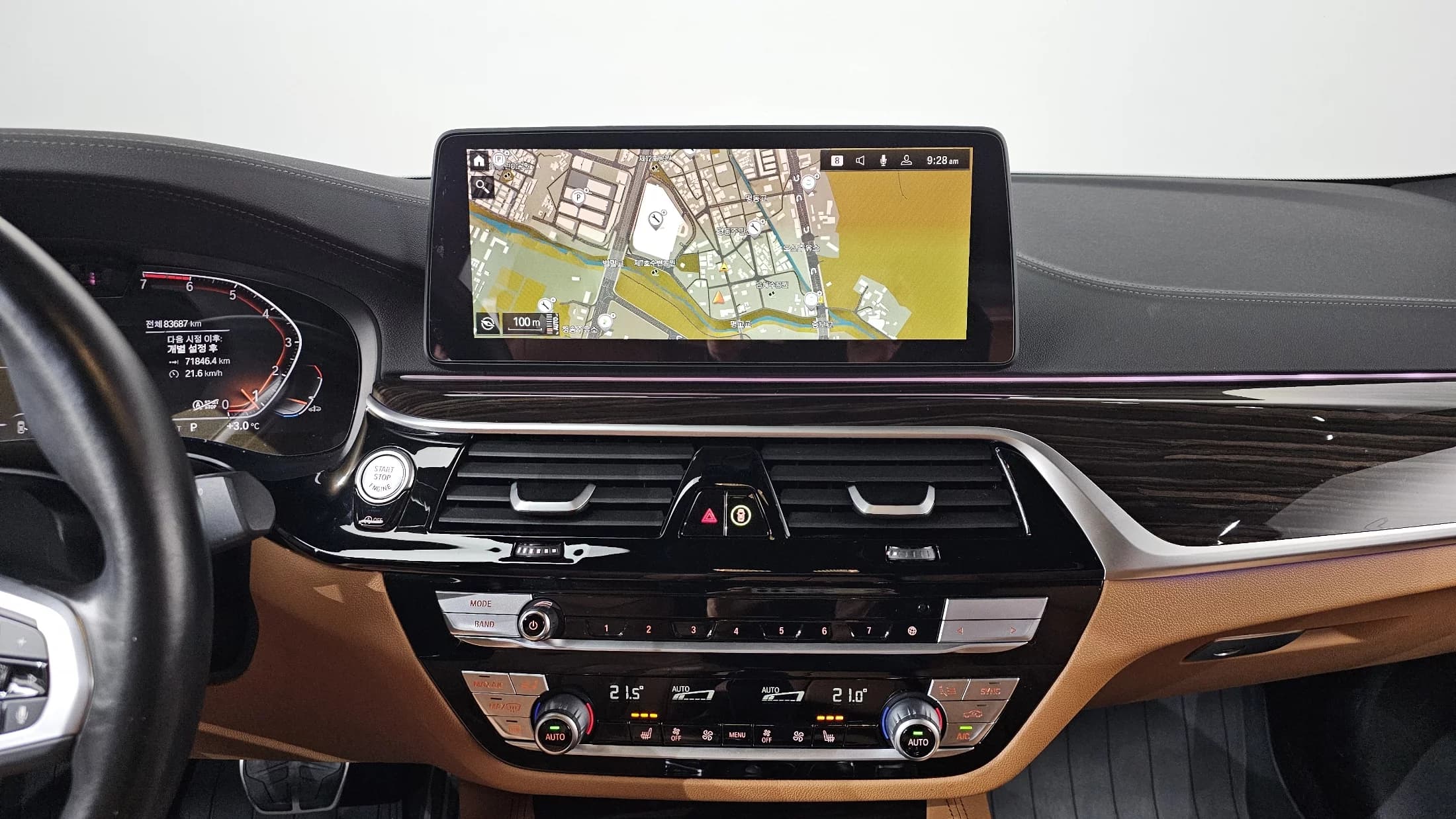 BMW 5-Series 520i M Sport, 2022 г. 83688 км. — фото 14