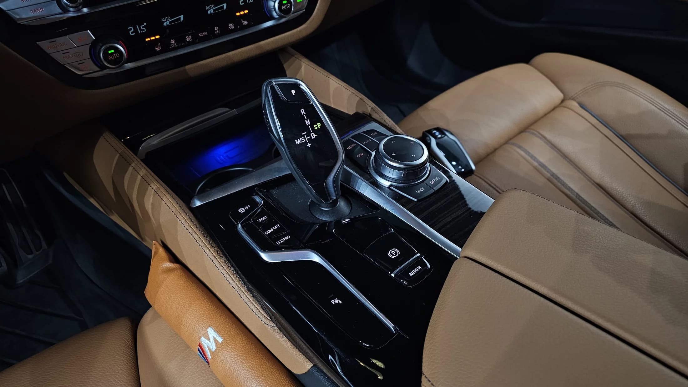 BMW 5-Series 520i M Sport, 2022 г. 83688 км. — фото 9