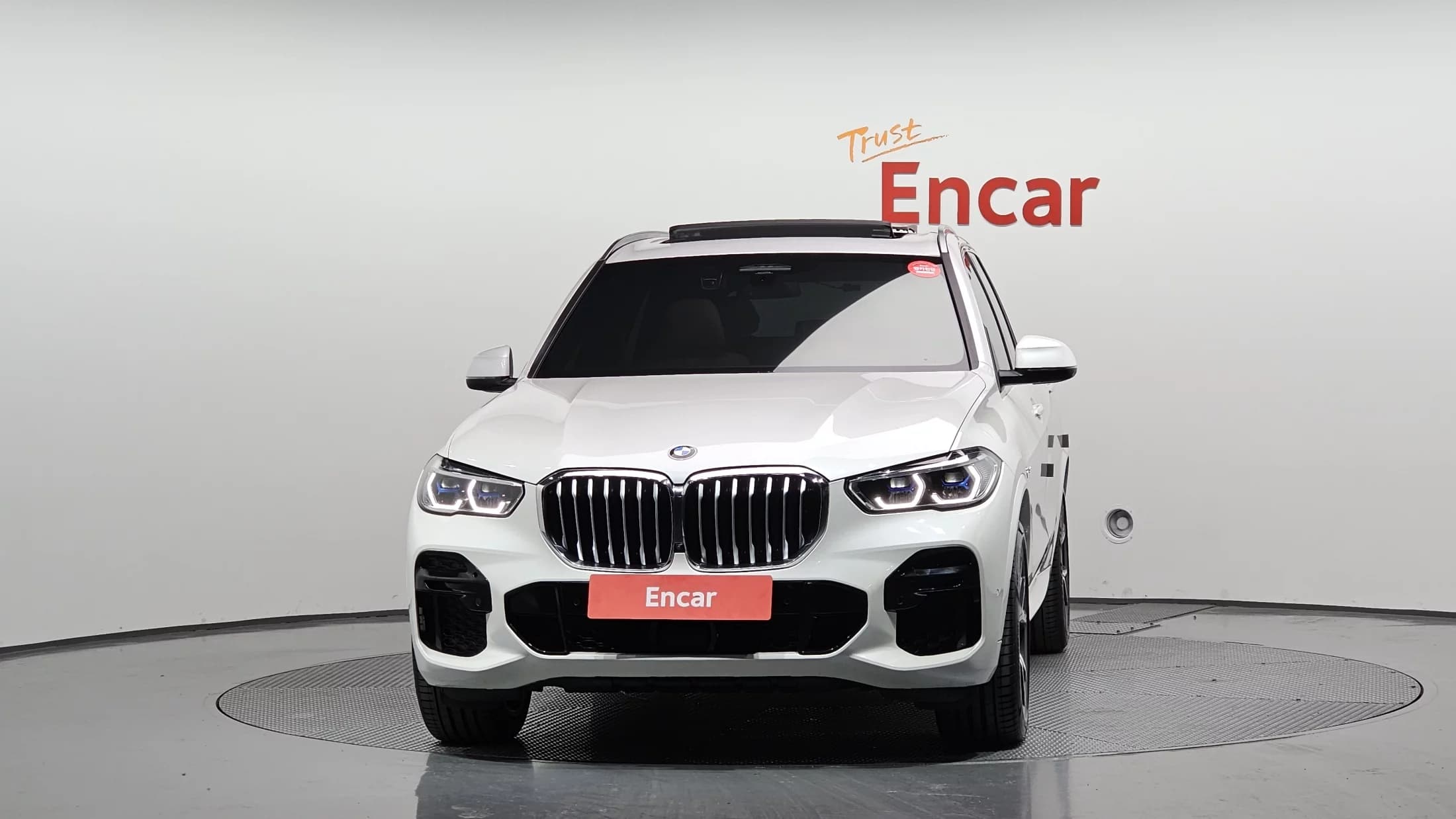 BMW X5 xDrive 40i M Sport, 2023 г. 15645 км. — фото 3