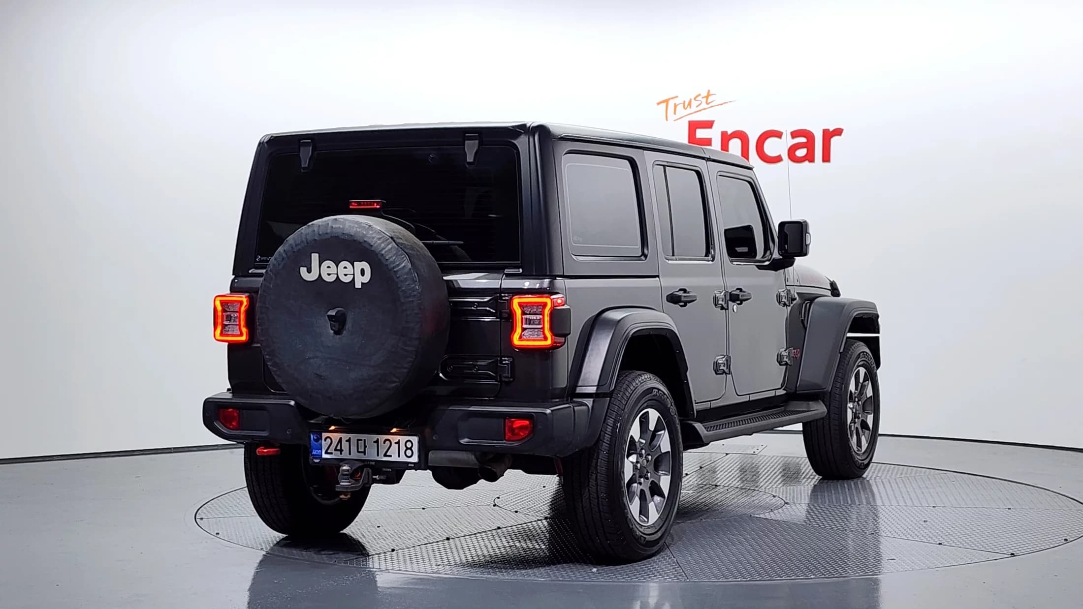 Jeep WRANGLER 2.0 Rubicon 4Door, 2022 г. 63777 км. — фото 2