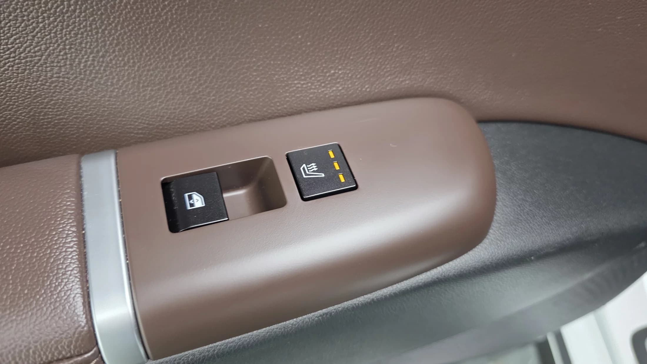 Hyundai Grandeur 2,5 Gasoline 2WD Exclusive, 2025 г. 9864 км. — фото 18