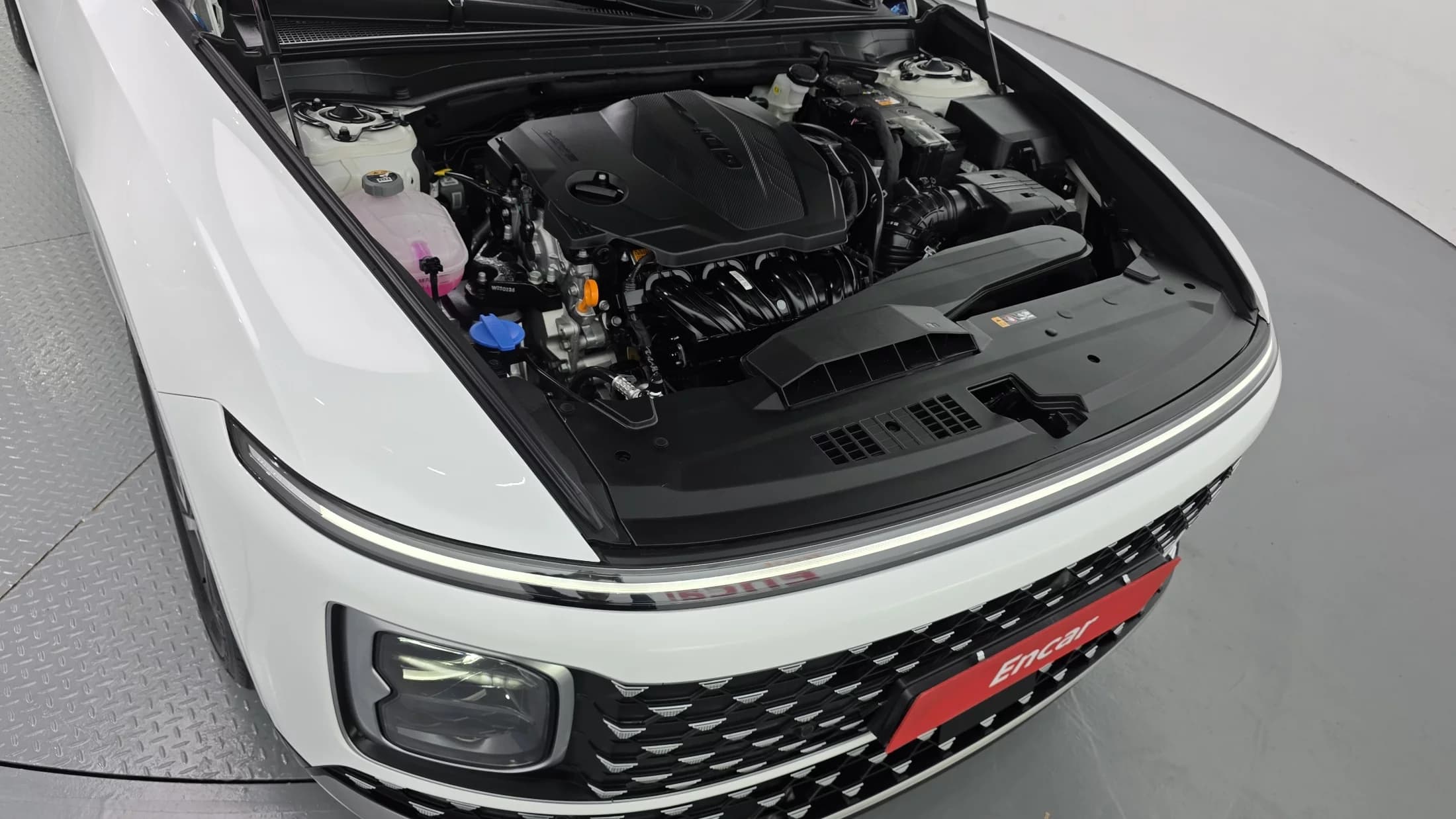 Hyundai Grandeur 2,5 Gasoline 2WD Exclusive, 2025 г. 9864 км. — фото 6