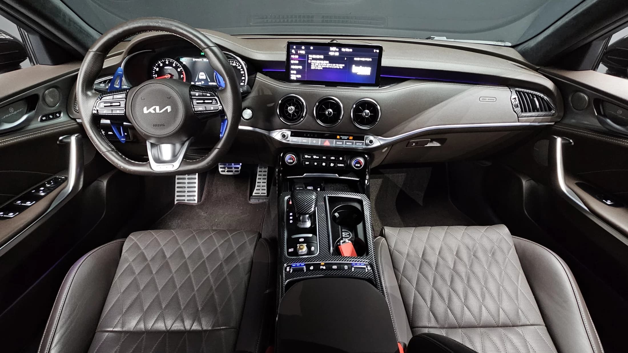Kia Stinger 3.3 GT, 2022 г. 106739 км. — фото 7