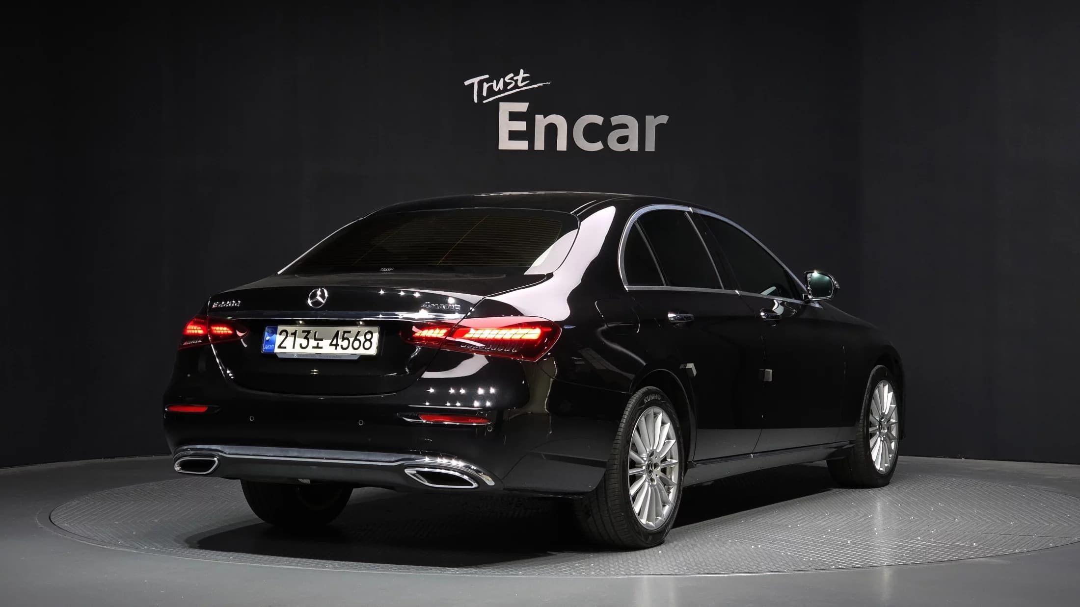 Mercedes-Benz E-Class E220d 4MATIC Exclusive, 2021 г. 100658 км. — фото 2