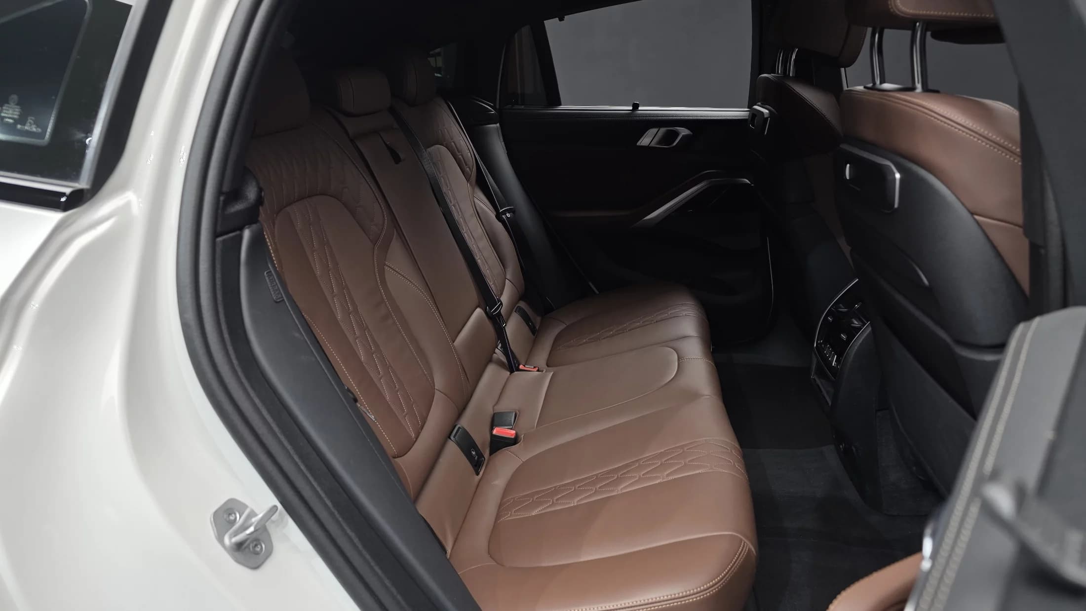 BMW X6 xDrive40d M Sport Online Exclusive, 2024 г. 18123 км. — фото 12