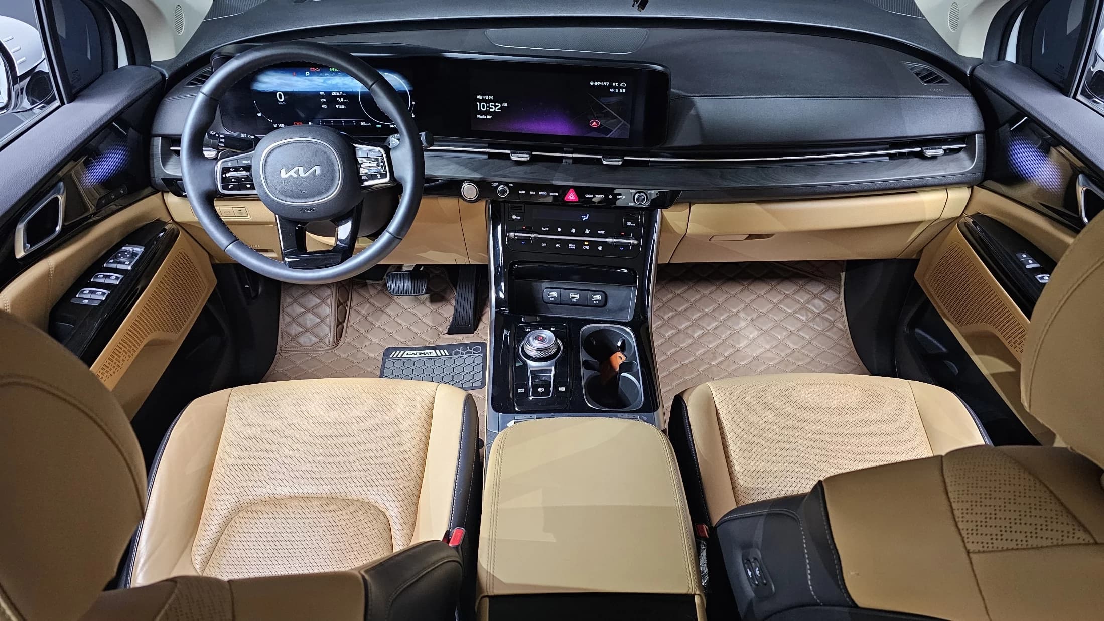 Kia Carnival Gasoline 7-Seater Signature, 2022 г. 34408 км. — фото 7