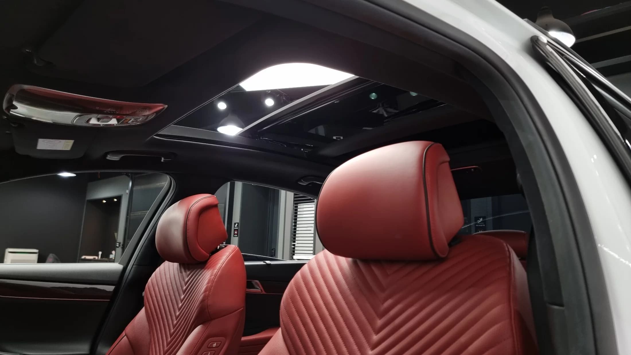 Genesis G80 Gasoline 2.5 Turbo AWD, 2023 г. 34779 км. — фото 18