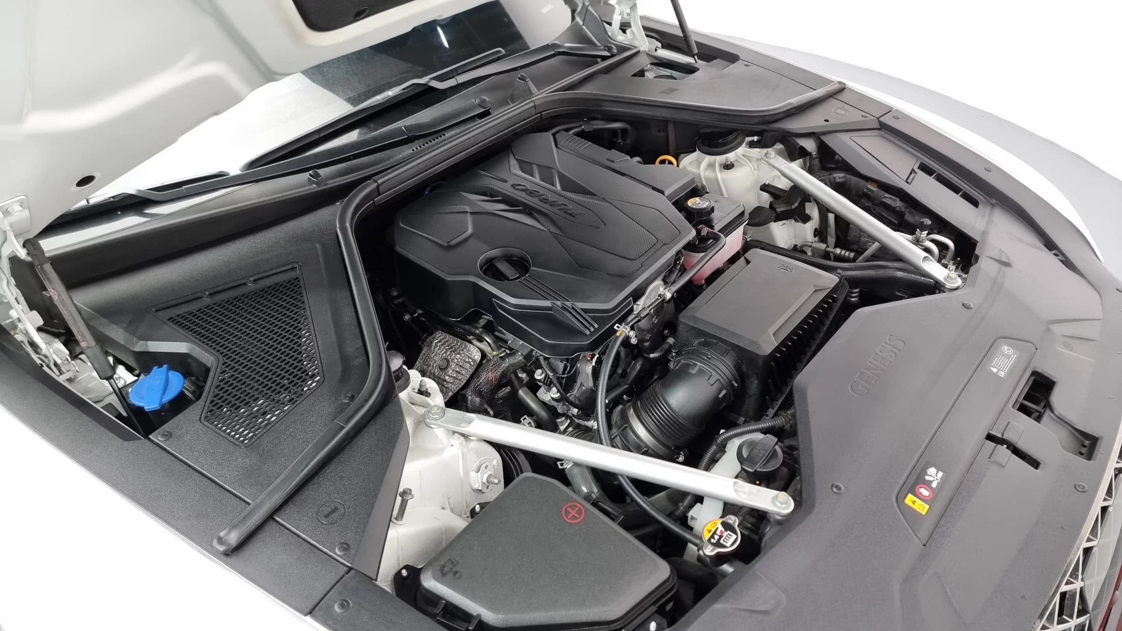 Genesis G80 Gasoline 2.5 Turbo AWD, 2023 г. 34779 км. — фото 6