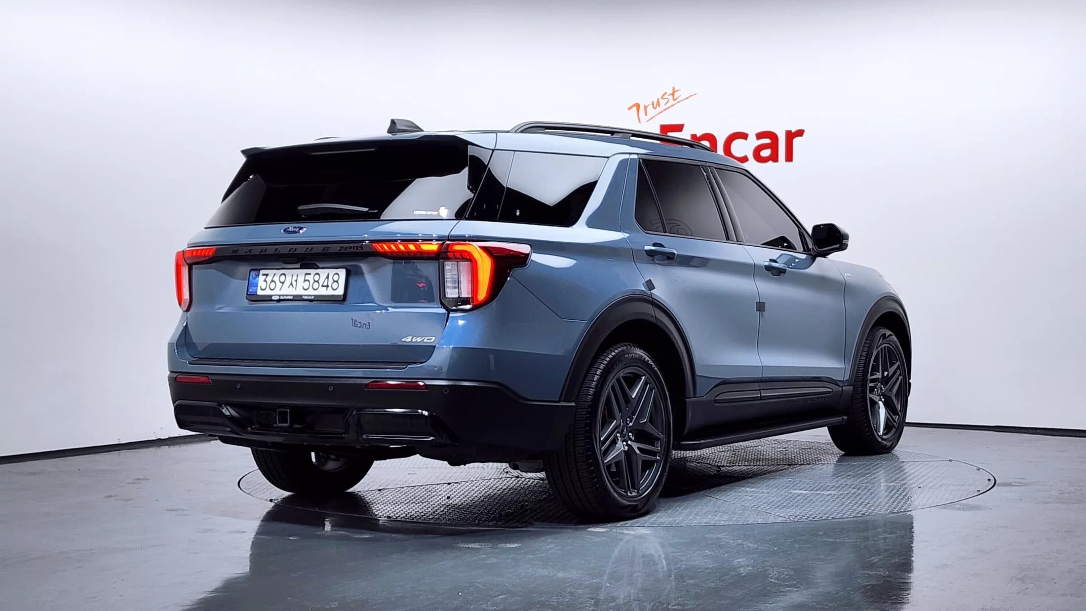 Ford EXPLORER 2.3 ST-Line 4WD, 2025 г. 7288 км. — фото 2