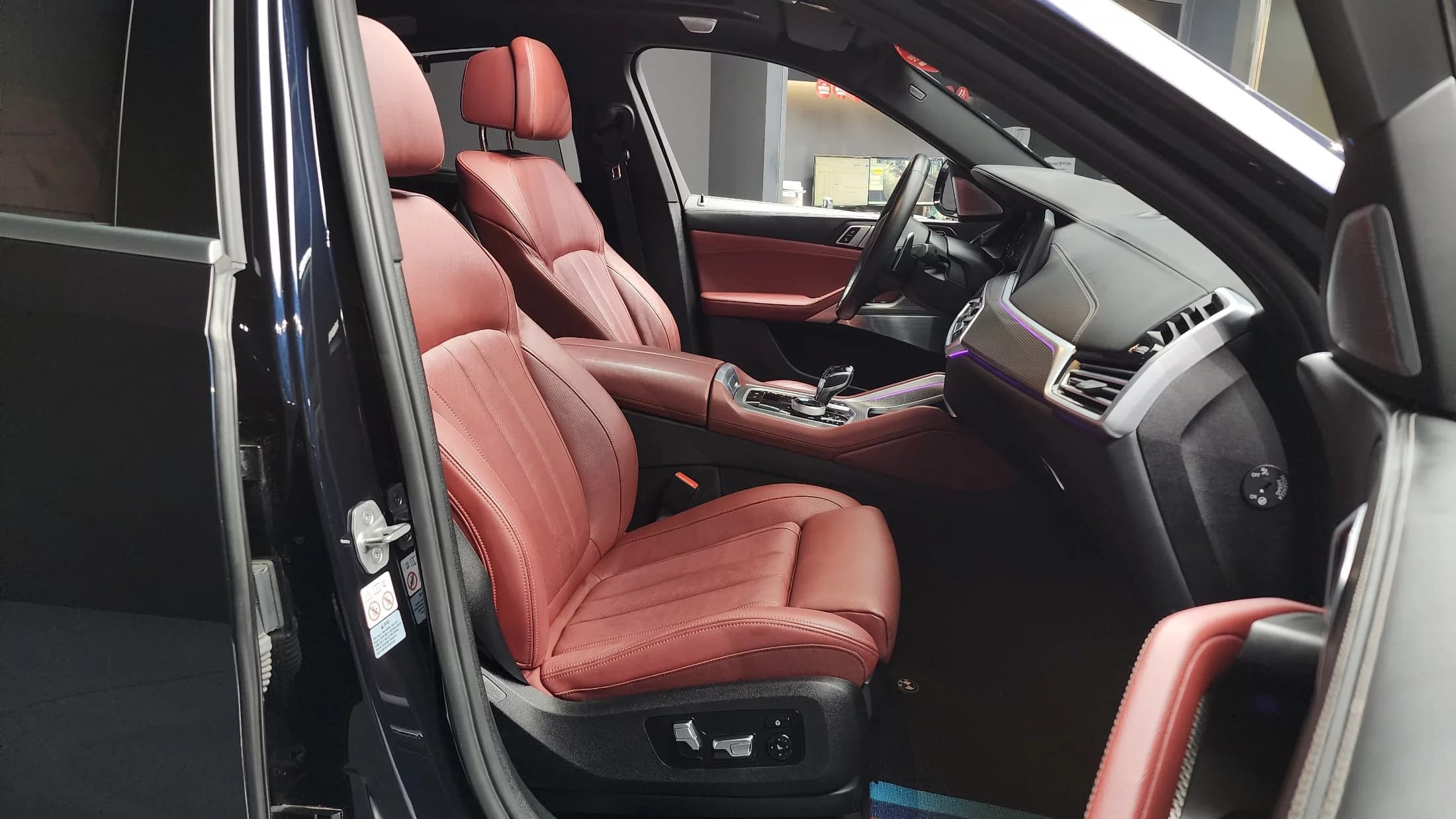 BMW X6 xDrive40i M Sport, 2021 г. 68790 км. — фото 11