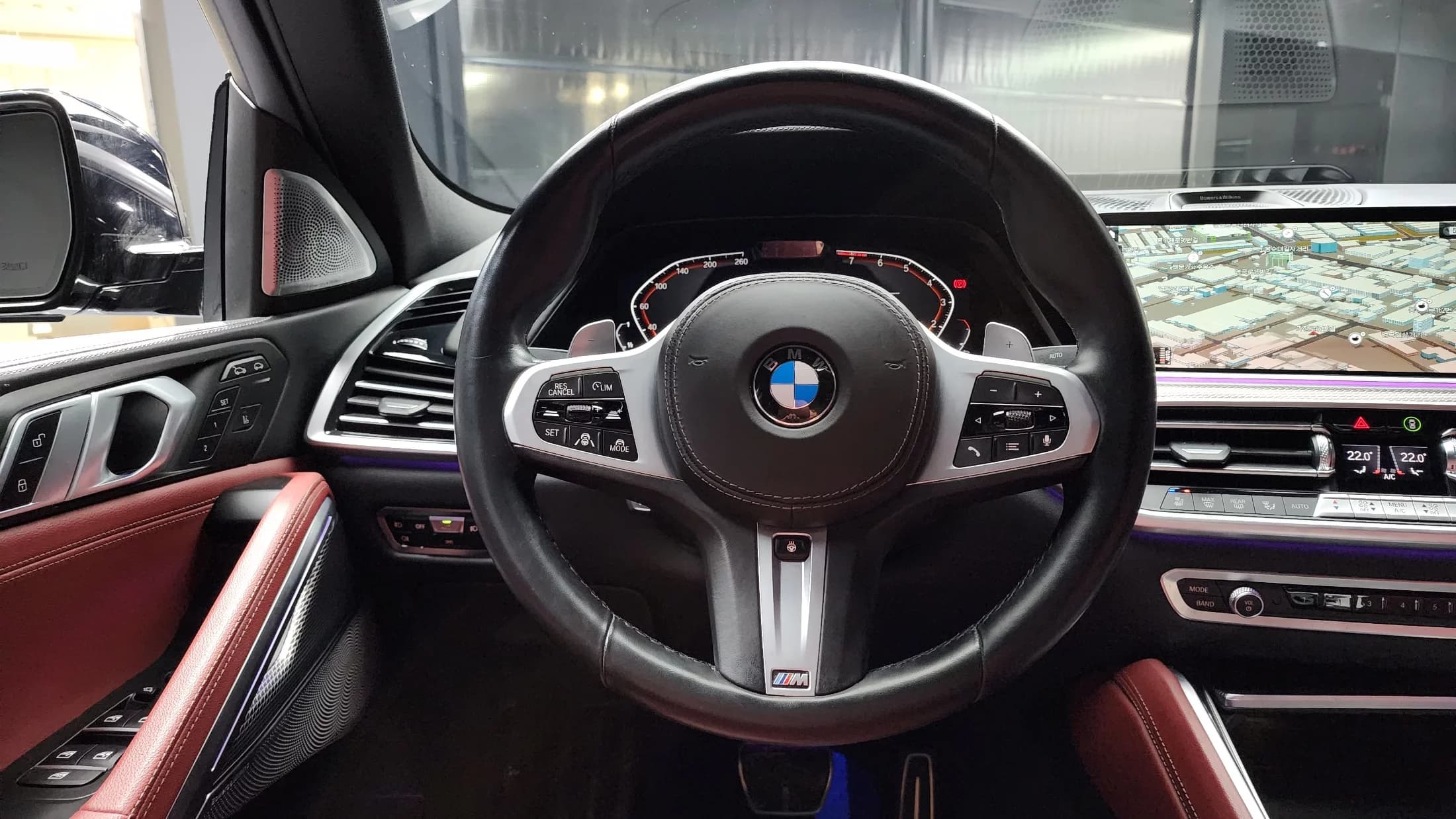 BMW X6 xDrive40i M Sport, 2021 г. 68790 км. — фото 13