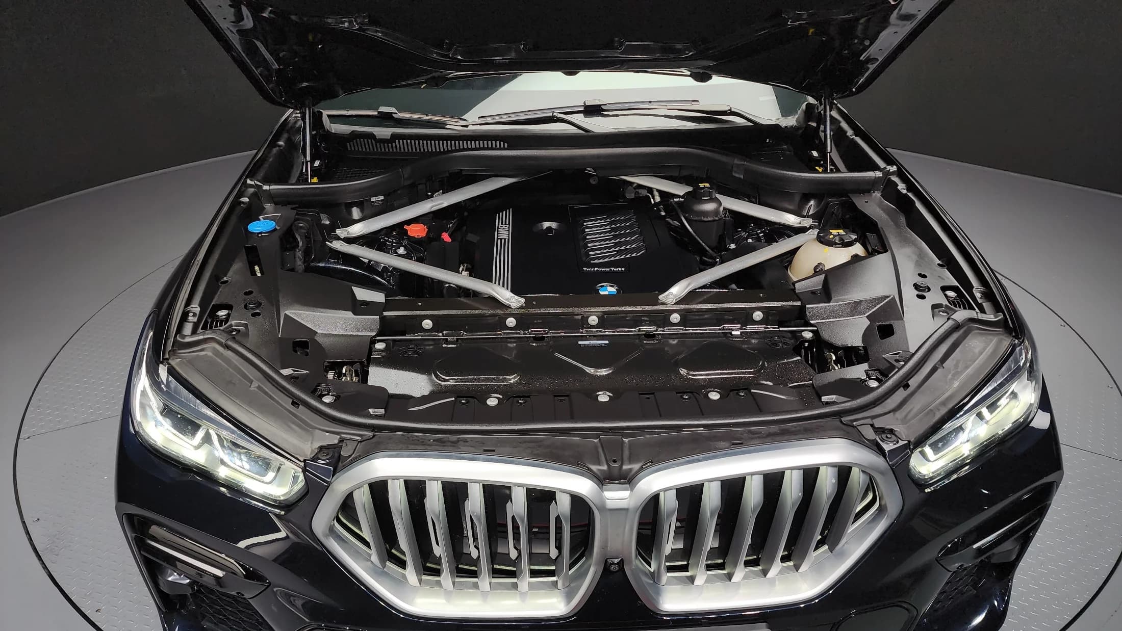 BMW X6 xDrive40i M Sport, 2021 г. 68790 км. — фото 6