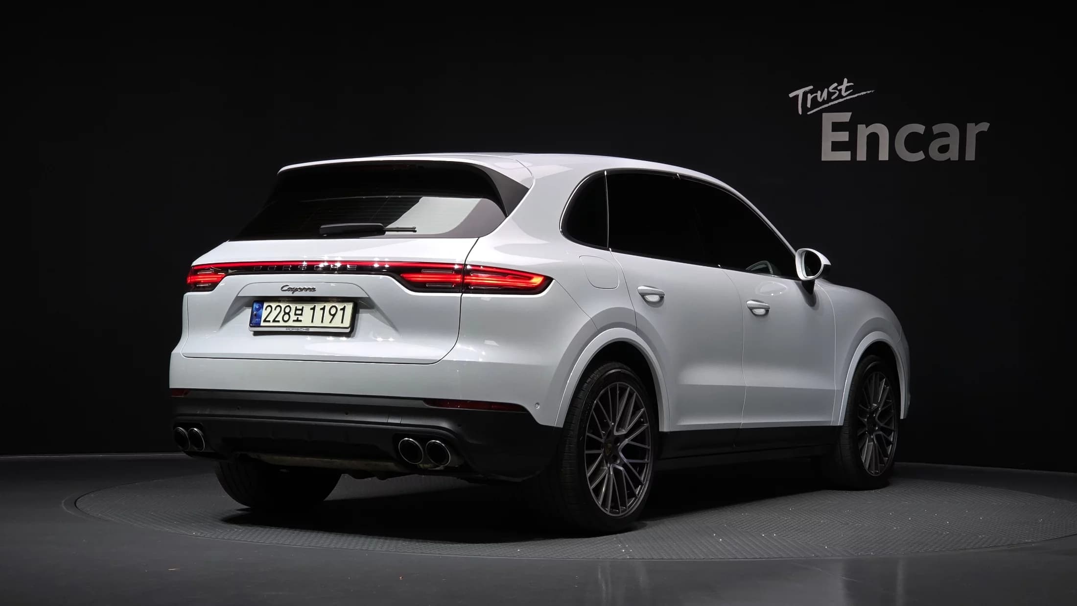 Porsche CAYENNE 3.0, 2021 г. 71463 км. — фото 2