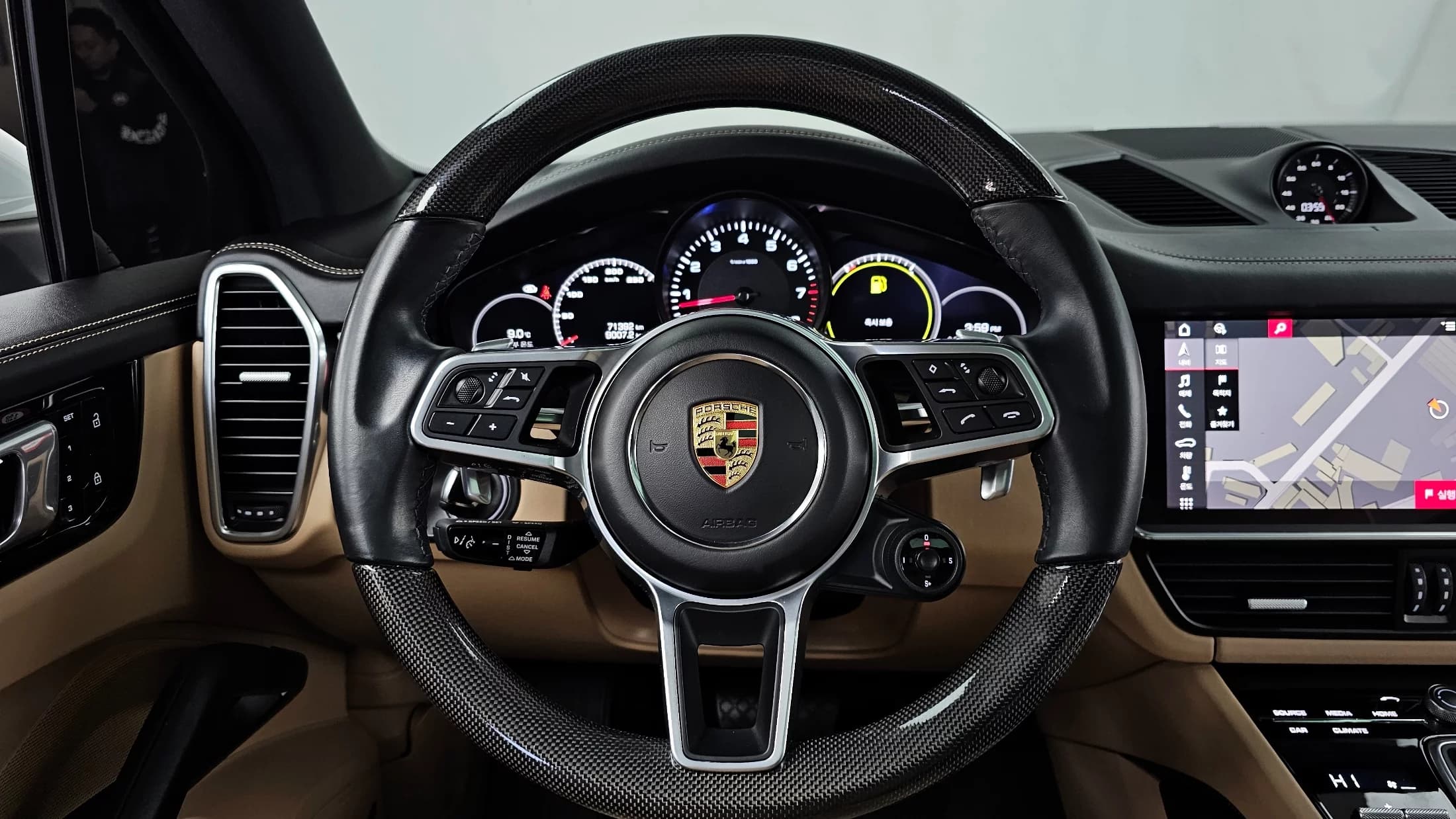 Porsche CAYENNE 3.0, 2021 г. 71463 км. — фото 13