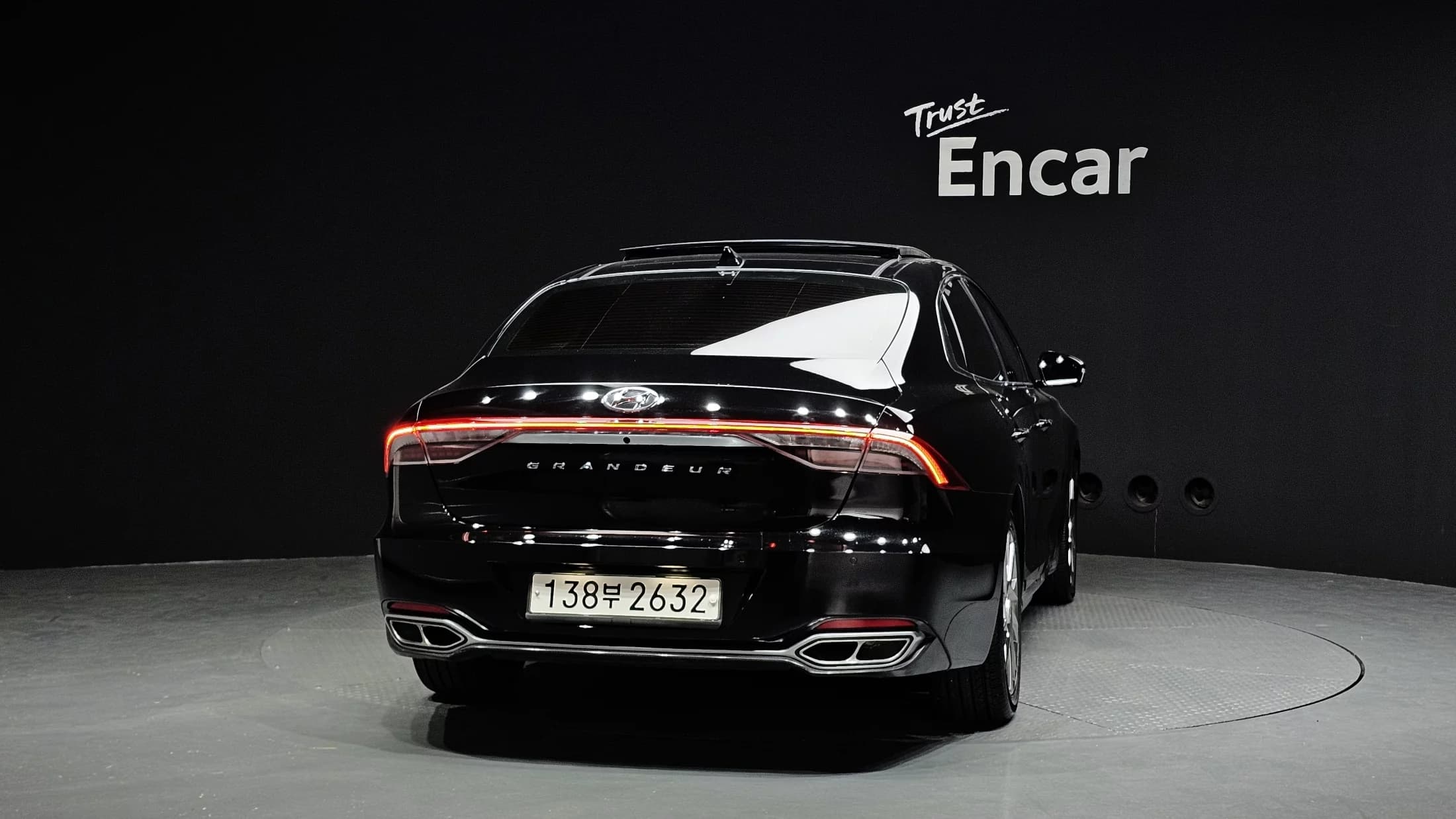 Hyundai Grandeur Calligraphy, гибрид, 2021 г. 65207 км. — фото 4
