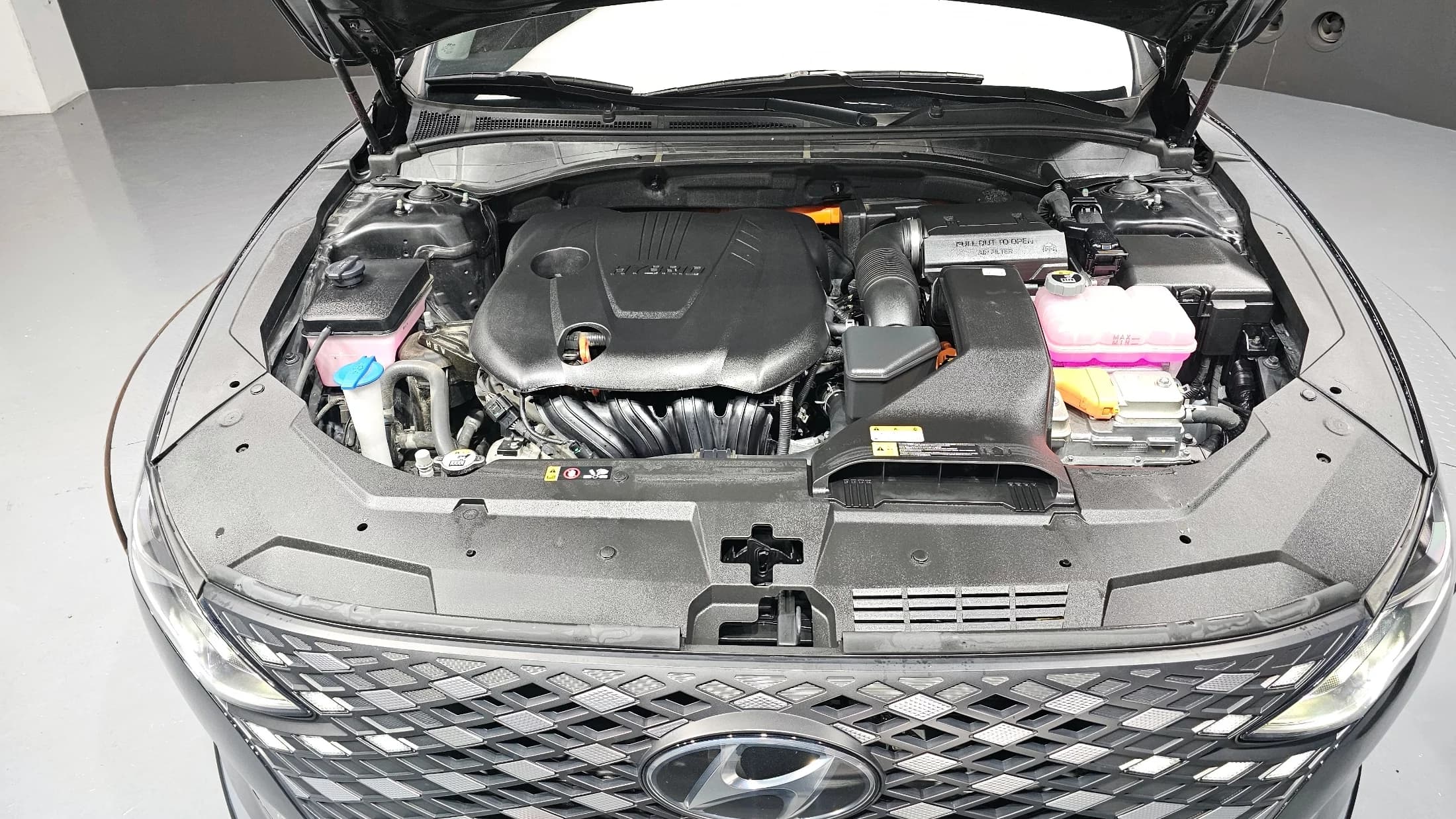 Hyundai Grandeur Calligraphy, гибрид, 2021 г. 65207 км. — фото 6