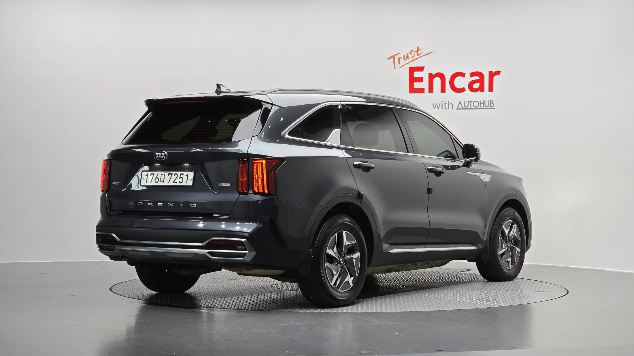 Kia Sorento HEV 1.6 4WD Signature, гибрид, 2021 г. 37602 км. — фото 2