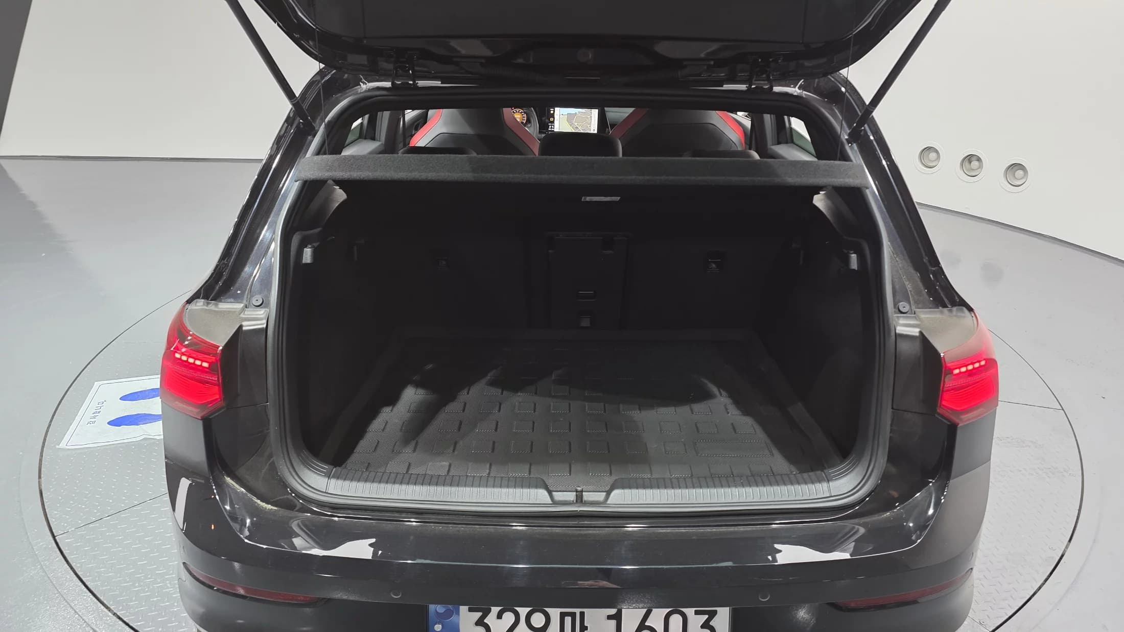 Volkswagen GOLF 2.0 GTI, 2022 г. 44783 км. — фото 20