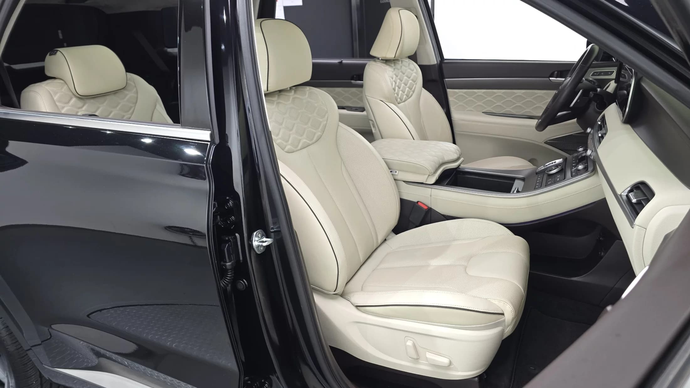 Hyundai Palisade Gasoline 3.8 4WD Calligraphy, 2021 г. 69725 км. — фото 10