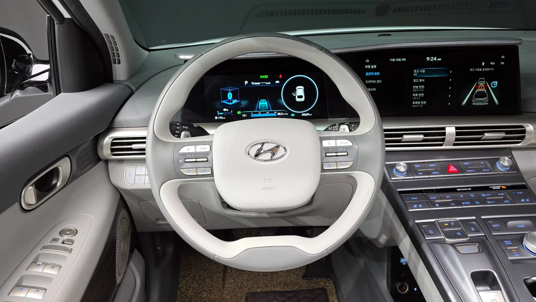 Hyundai Nexo Premium, 2021 г. 49760 км. — фото 13