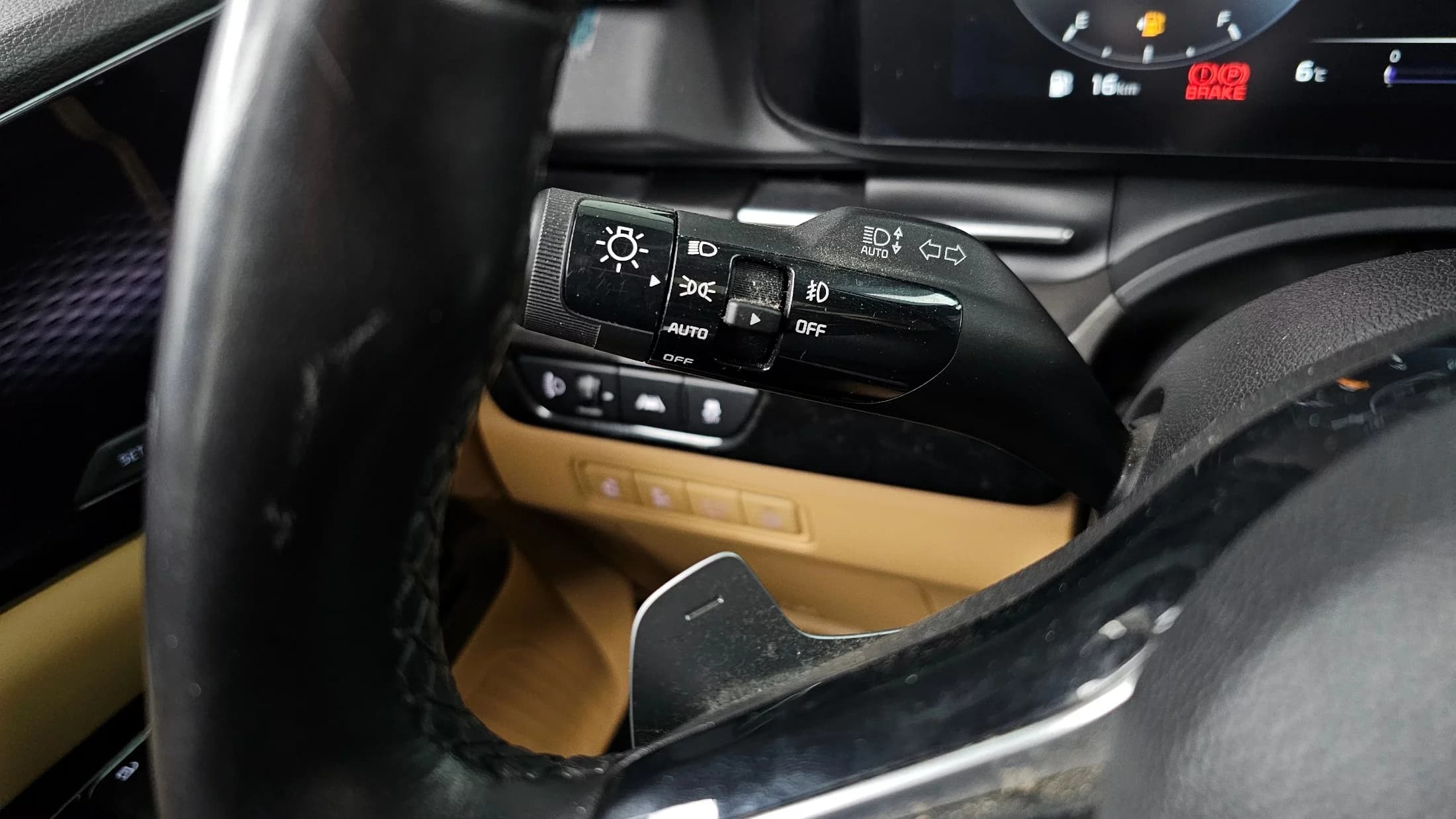 Kia Carnival 7-Seater Signature, 2021 г. 65604 км. — фото 14