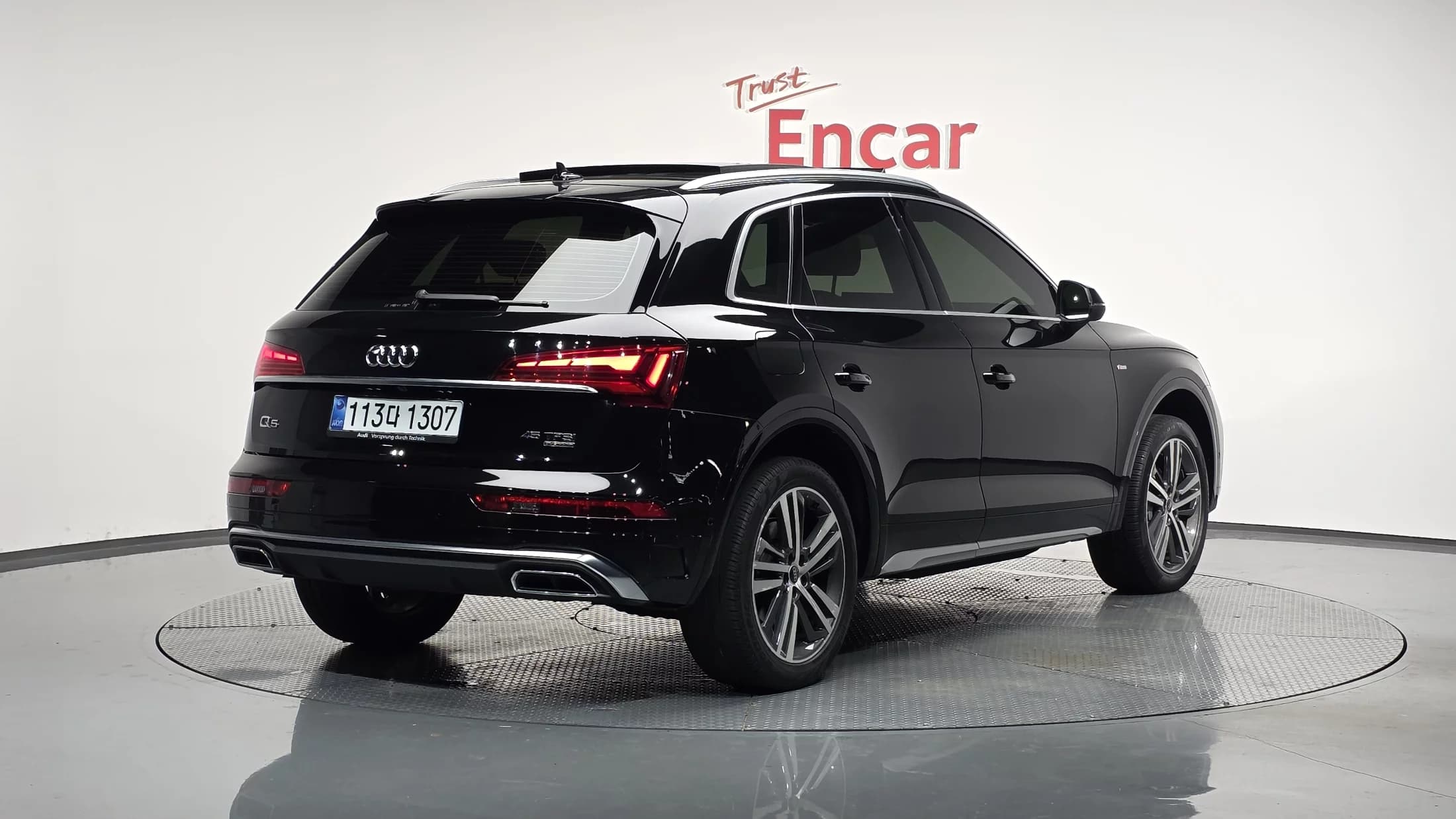 Audi Q5 45 TFSI Quattro Premium, 2021 г. 43330 км. — фото 2