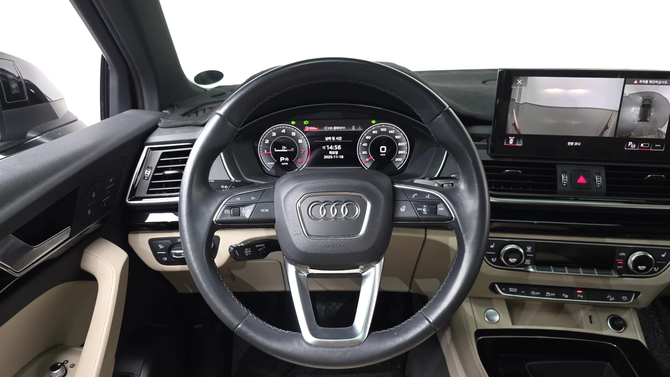 Audi Q5 45 TFSI Quattro Premium, 2021 г. 43330 км. — фото 13