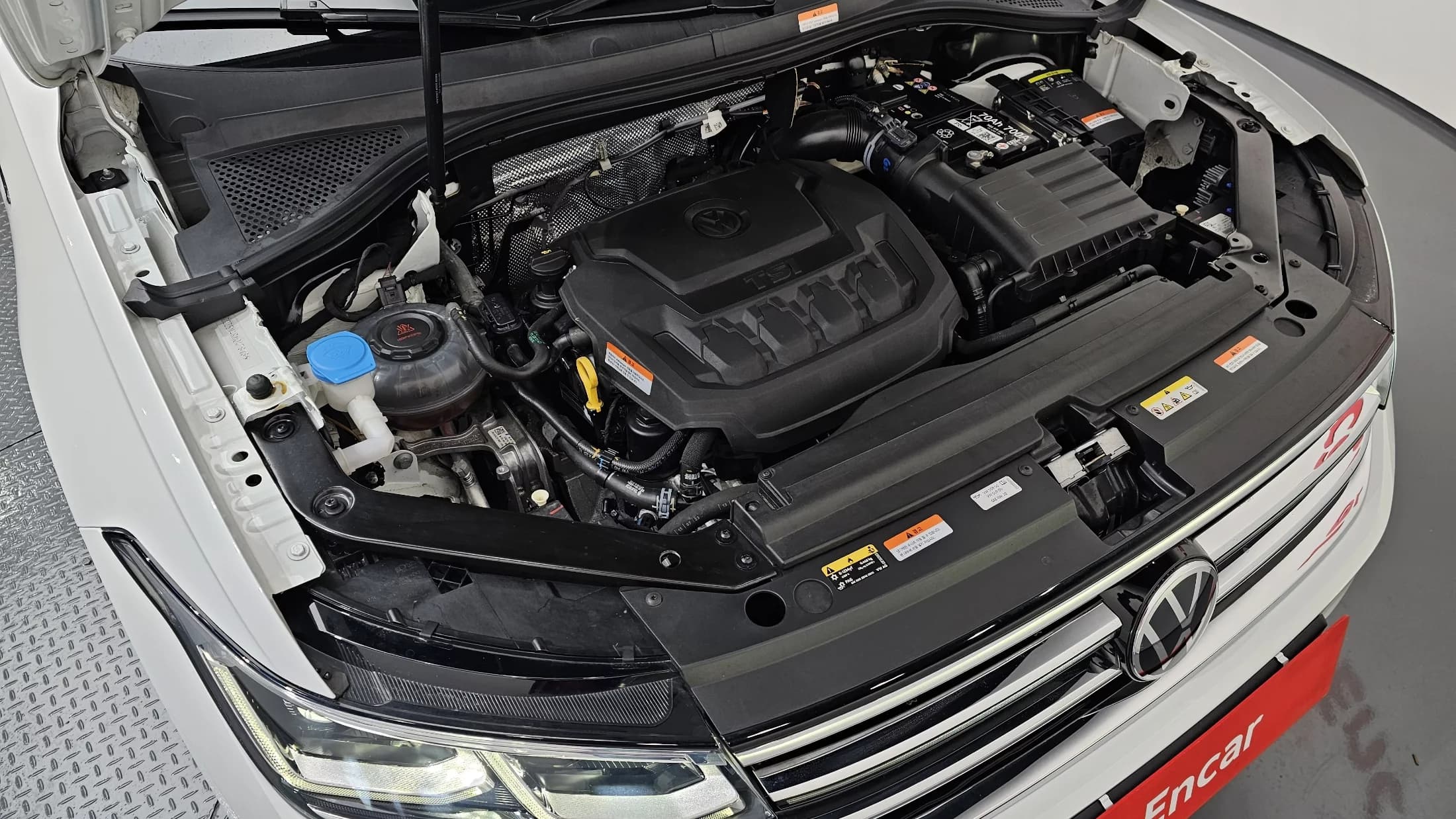 Volkswagen TIGUAN 2.0 TSI Prestige, 2024 г. 25775 км. — фото 6