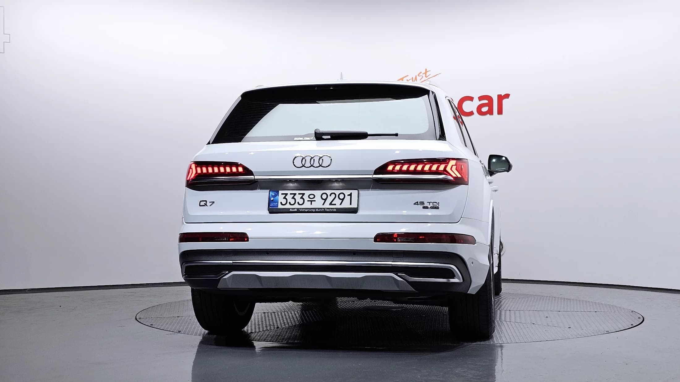 Audi Q7 45 TDI Quattro, 2021 г. 25507 км. — фото 4