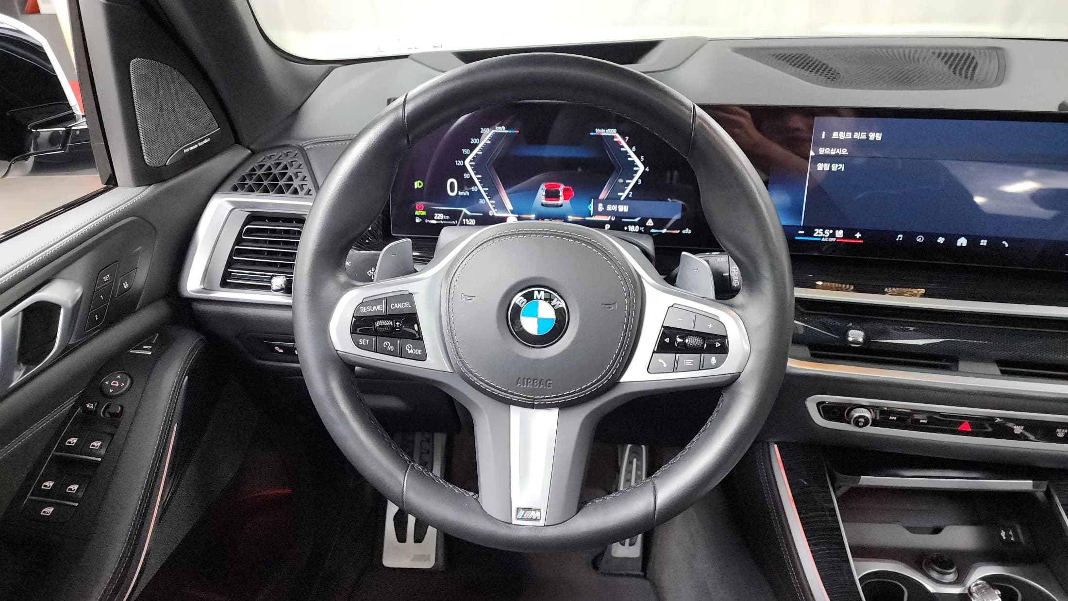 BMW X5 xDrive 40i M Sport, 2023 г. 35022 км. — фото 12