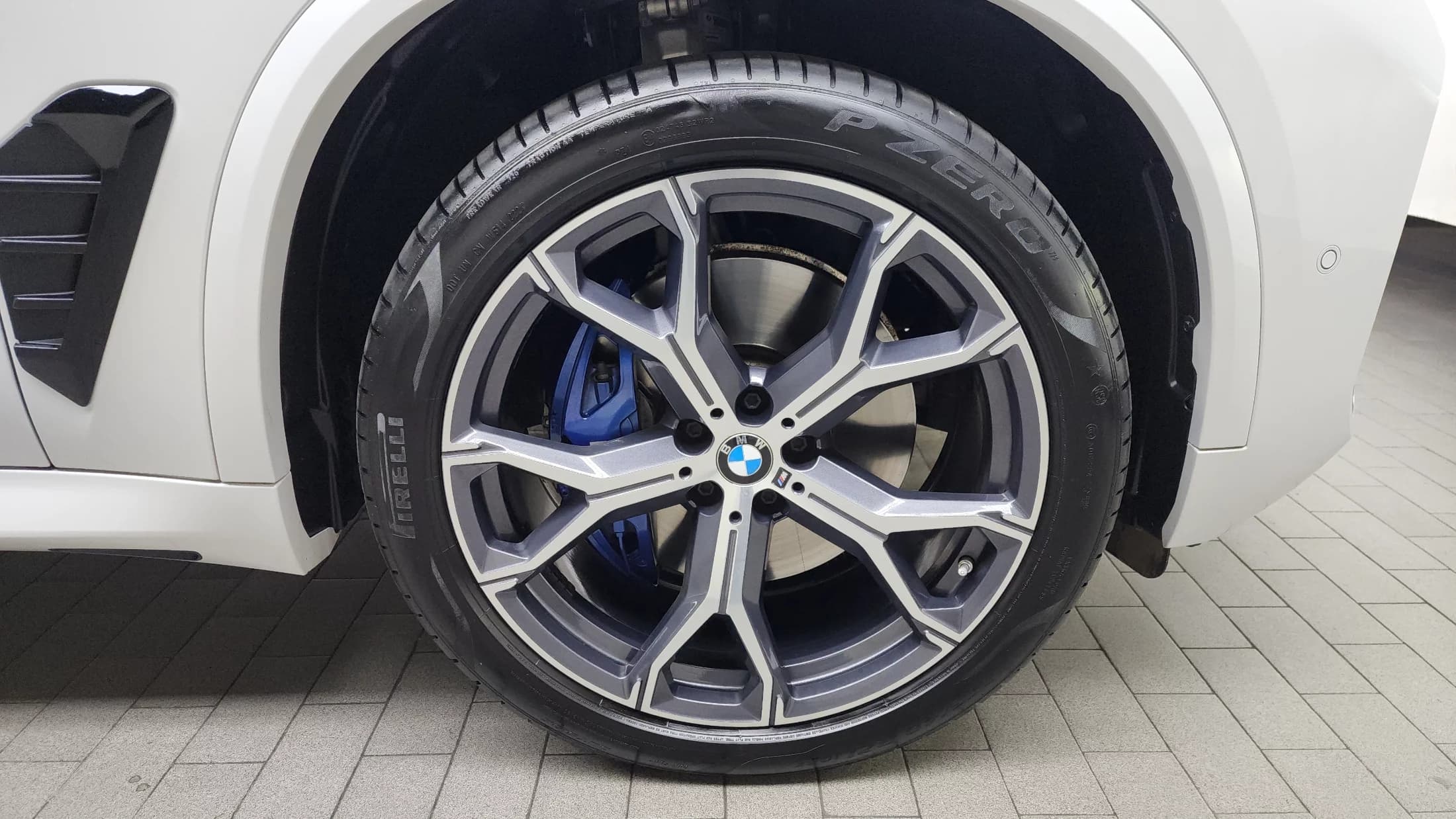 BMW X5 xDrive 40i M Sport, 2023 г. 35022 км. — фото 5