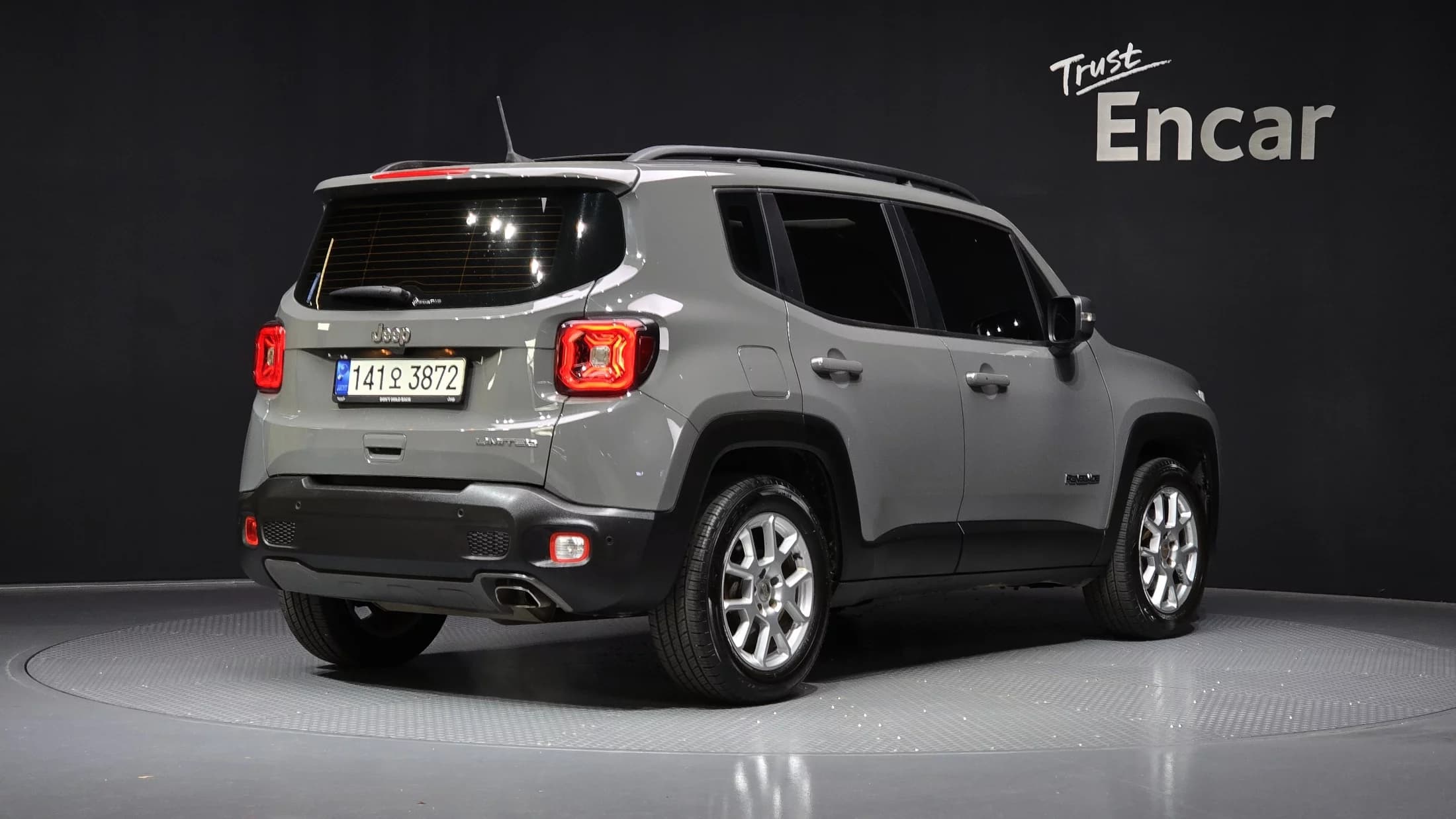Jeep RENEGADE 2.4 Limited, 2021 г. 50200 км. — фото 2