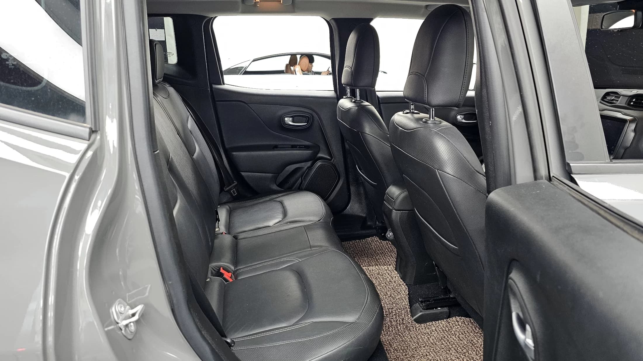 Jeep RENEGADE 2.4 Limited, 2021 г. 50200 км. — фото 12