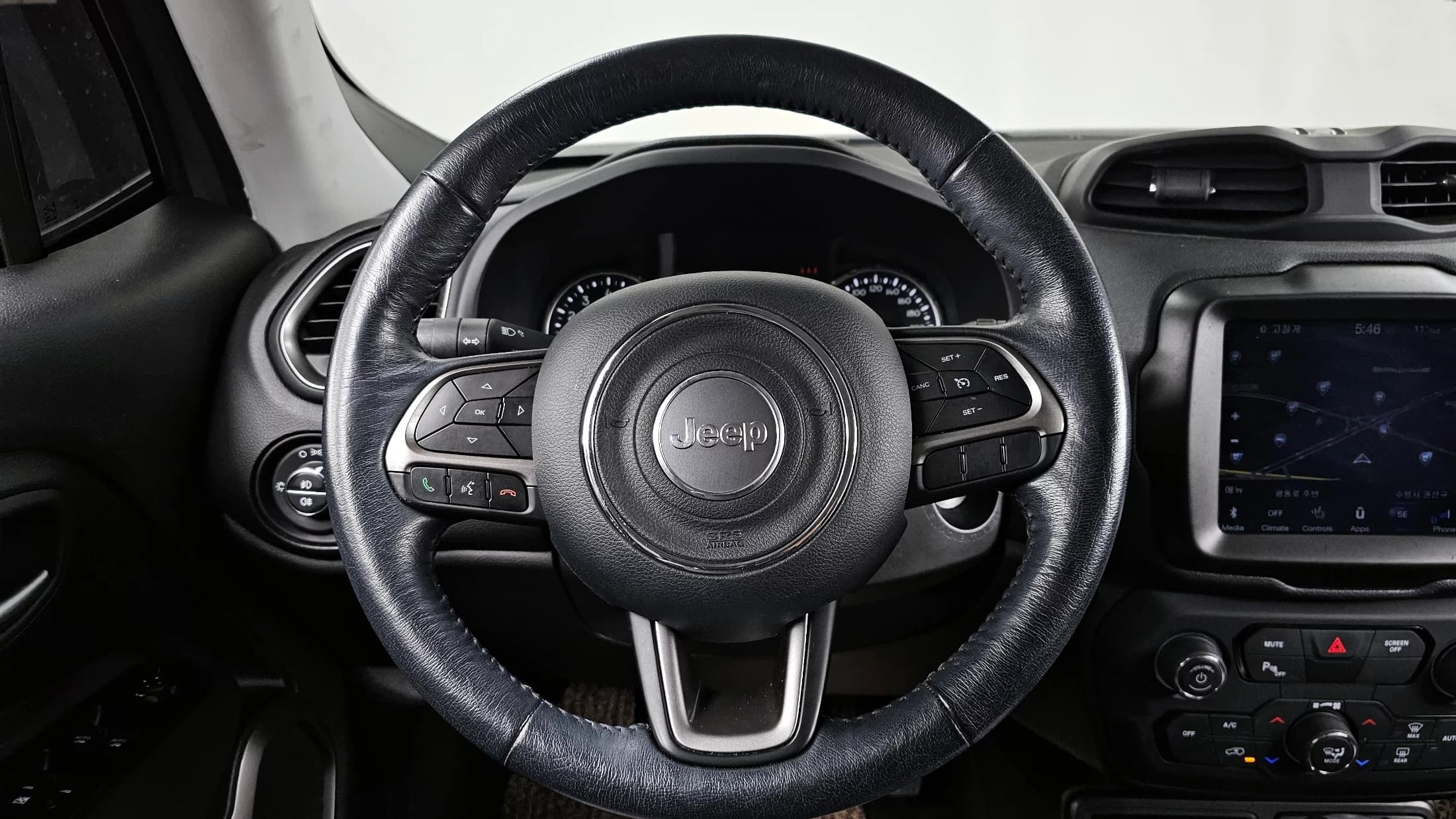 Jeep RENEGADE 2.4 Limited, 2021 г. 50200 км. — фото 13