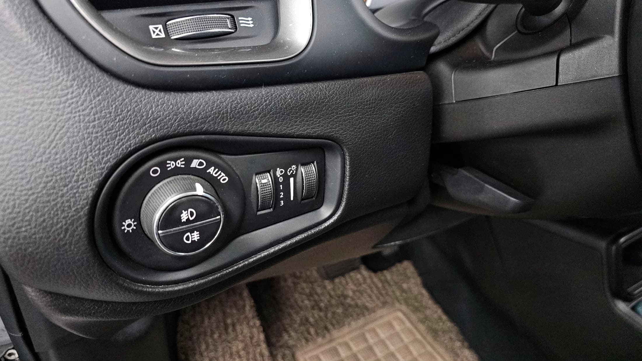 Jeep RENEGADE 2.4 Limited, 2021 г. 50200 км. — фото 14
