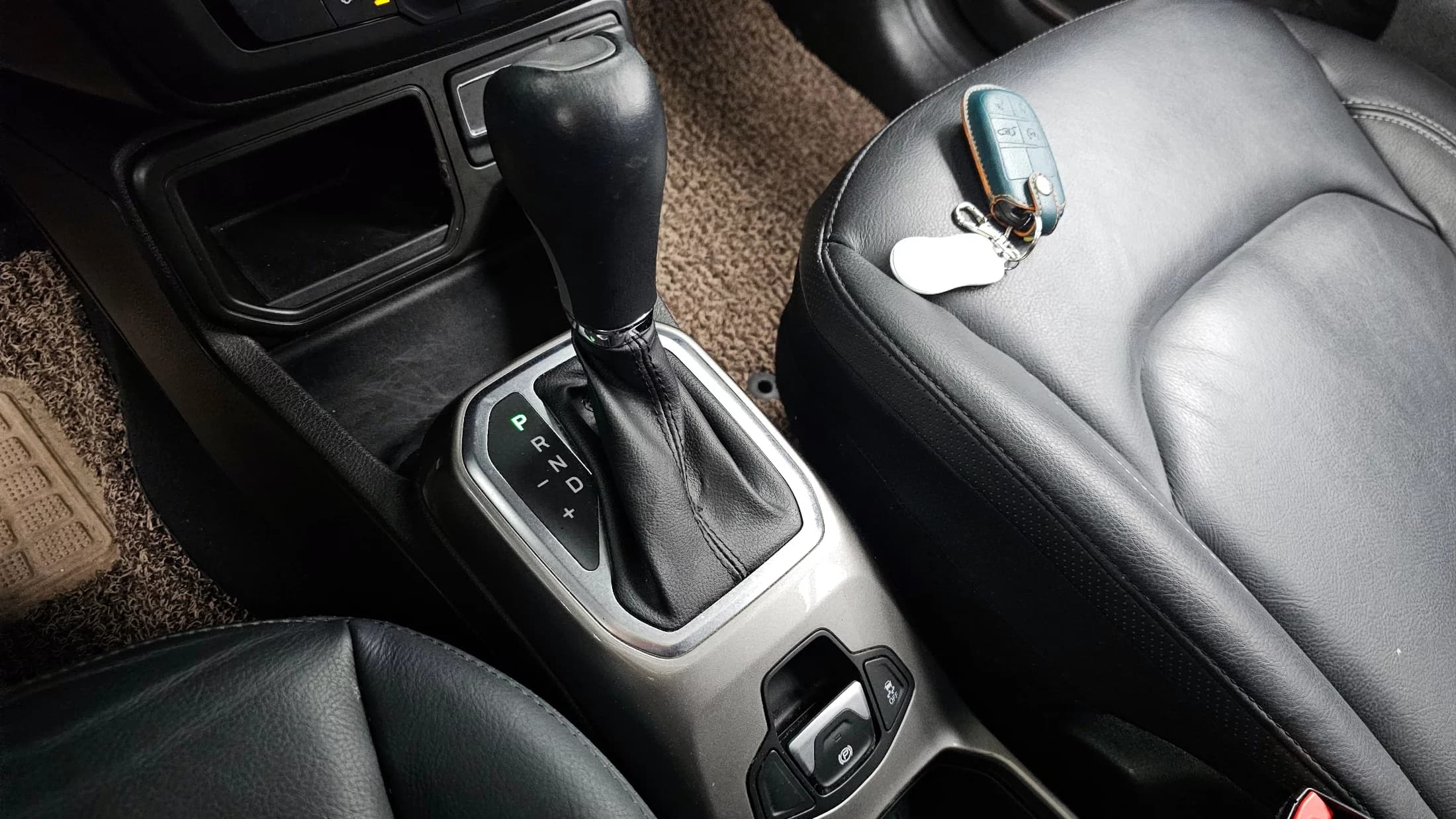 Jeep RENEGADE 2.4 Limited, 2021 г. 50200 км. — фото 9