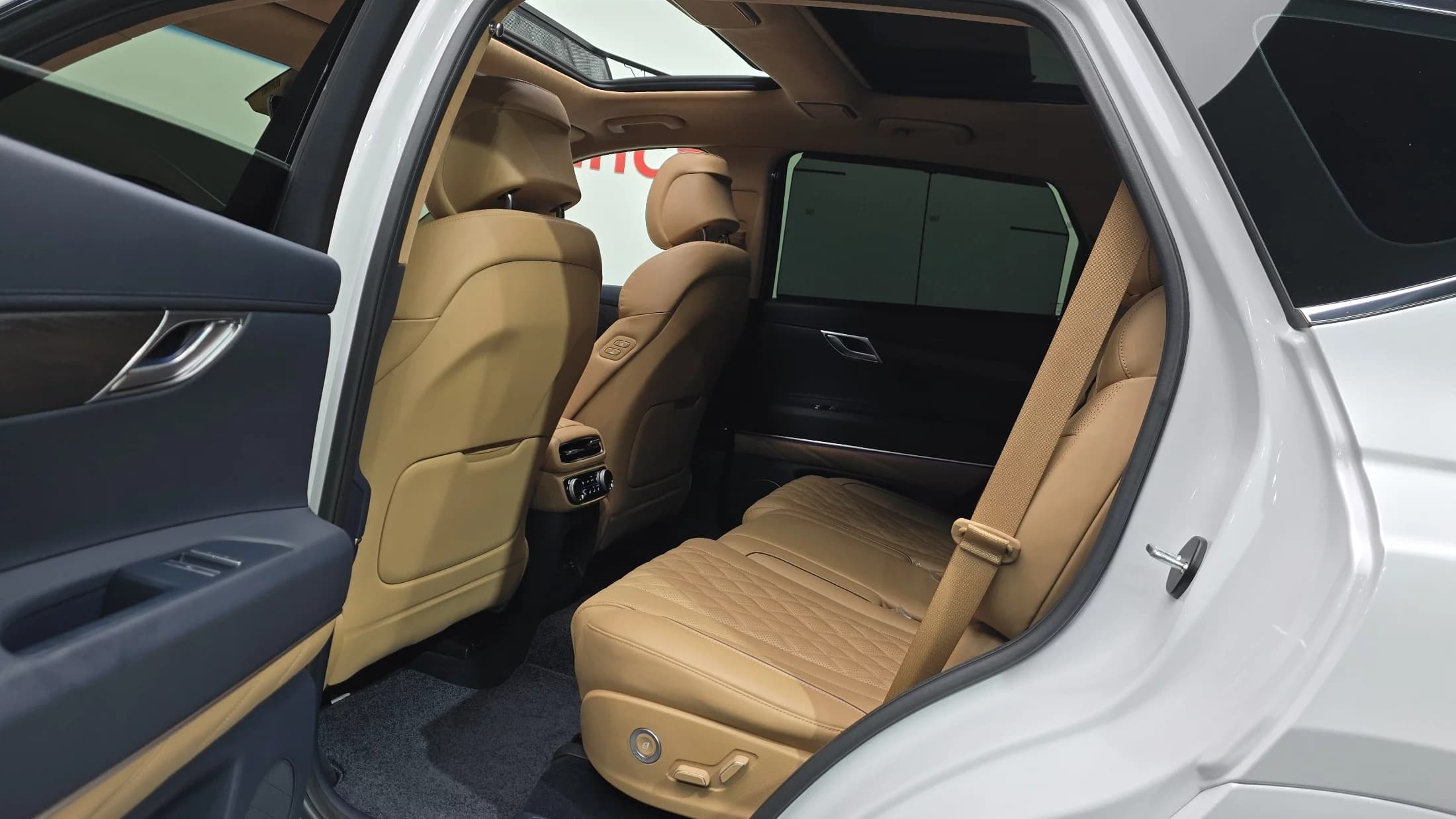 Genesis GV80 2.5T Gasoline AWD, 2022 г. 38970 км. — фото 12