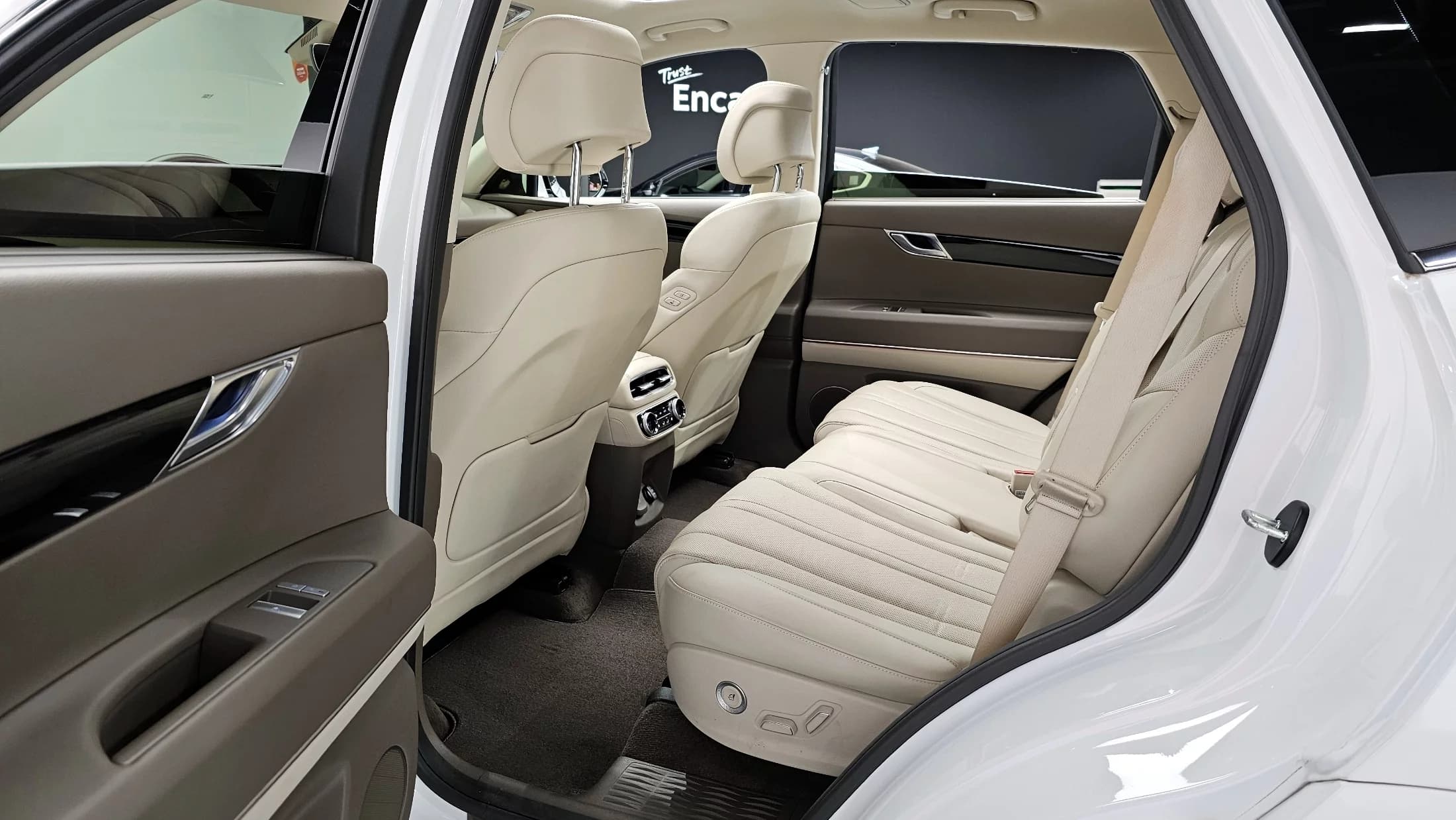 Genesis GV80 2.5T Gasoline AWD, 2022 г. 52673 км. — фото 19