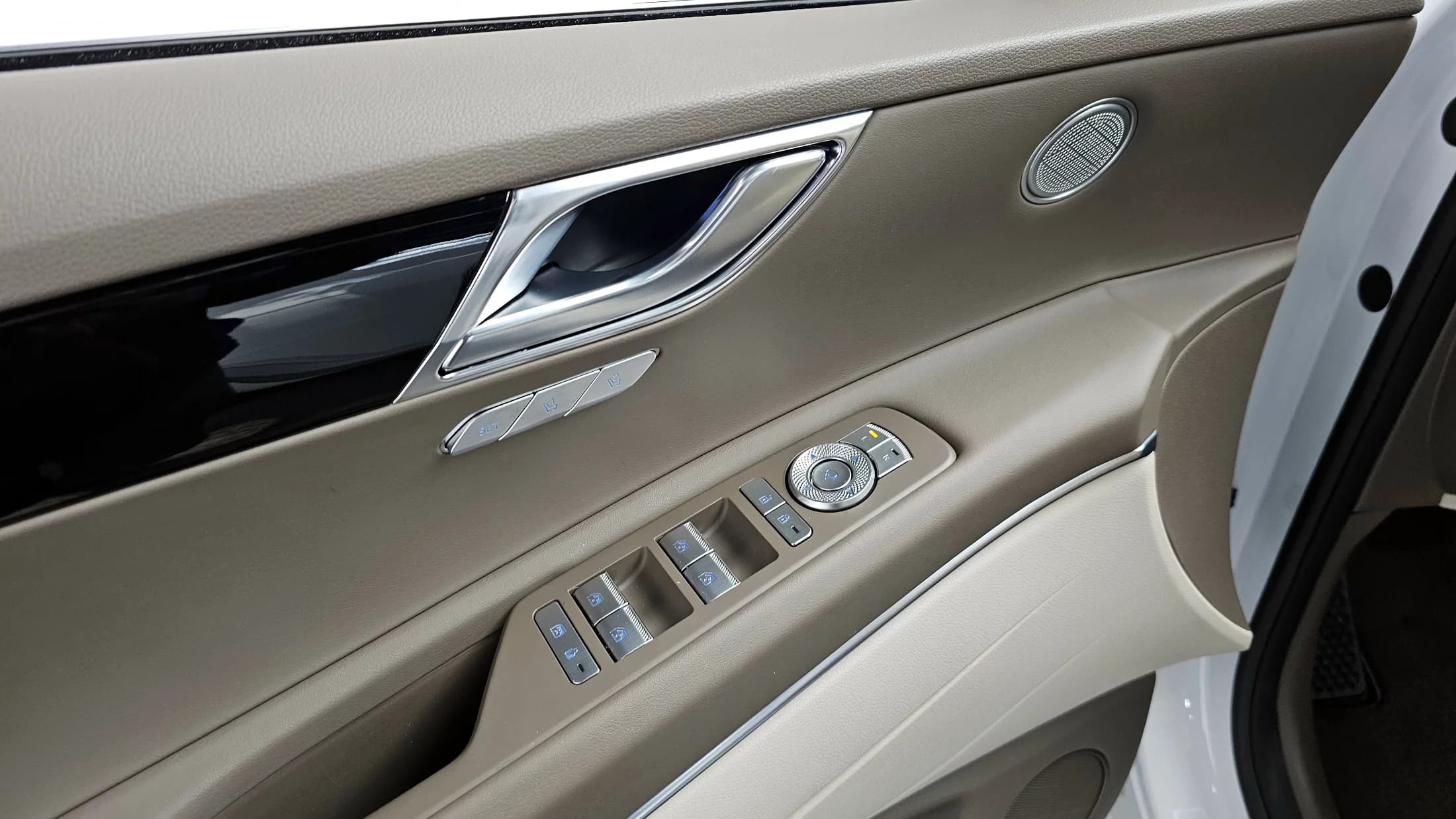 Genesis GV80 2.5T Gasoline AWD, 2022 г. 52673 км. — фото 38