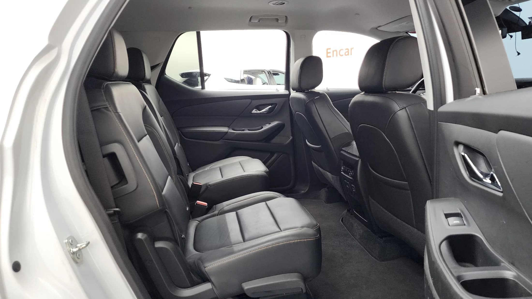 Daewoo Traverse 3.6 AWD LT Leather Premium, 2021 г. 55477 км. — фото 12