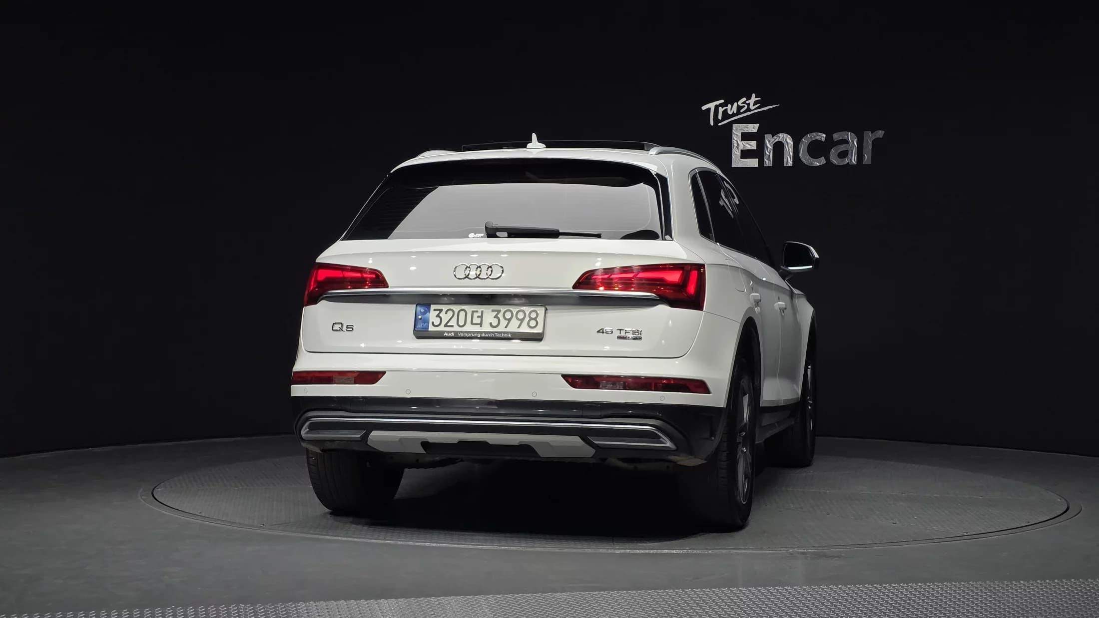 Audi Q5 45 TFSI Quattro, 2022 г. 117552 км. — фото 4