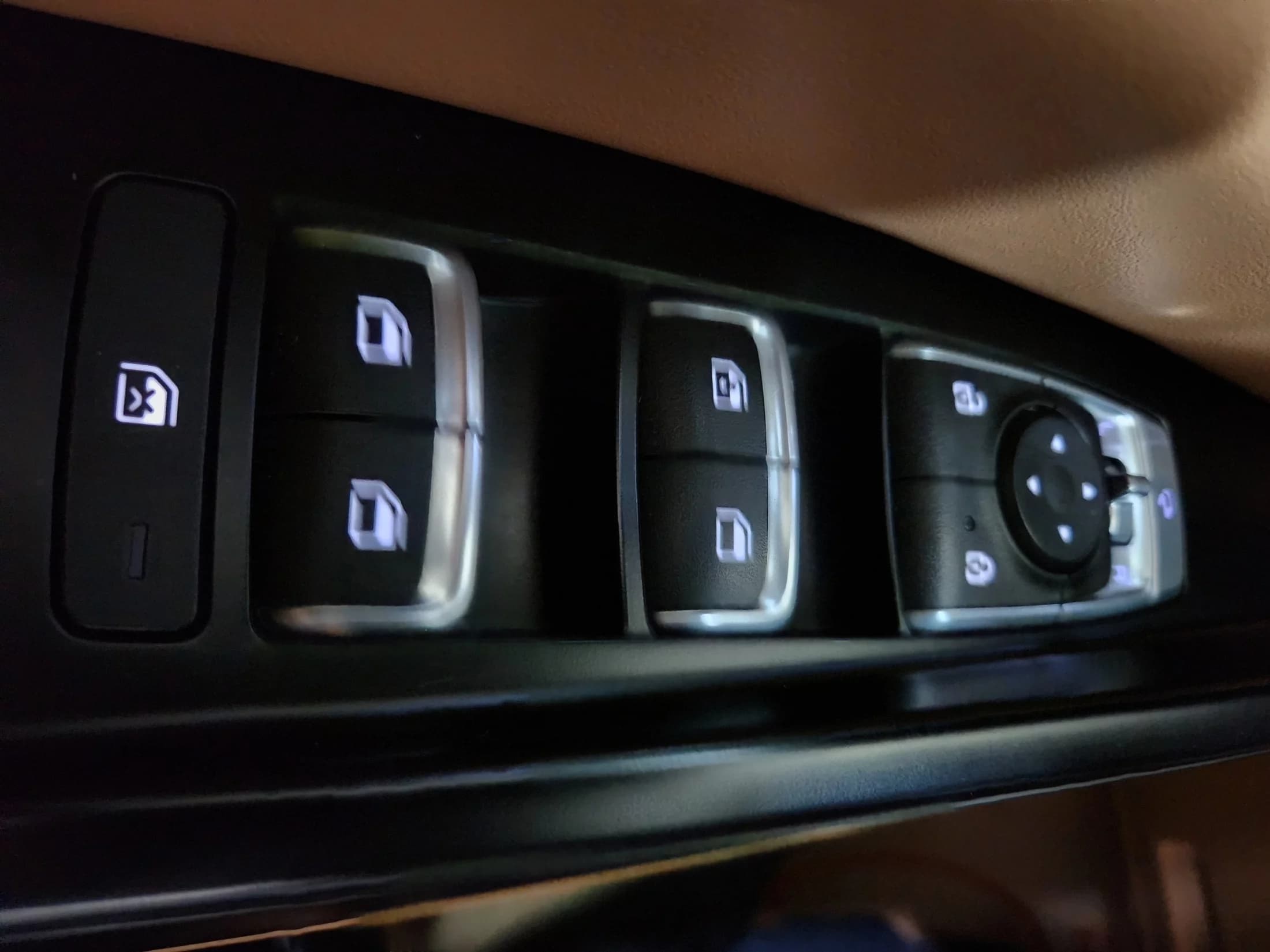 Kia Carnival 9-Seater Prestige, 2021 г. 52554 км. — фото 14