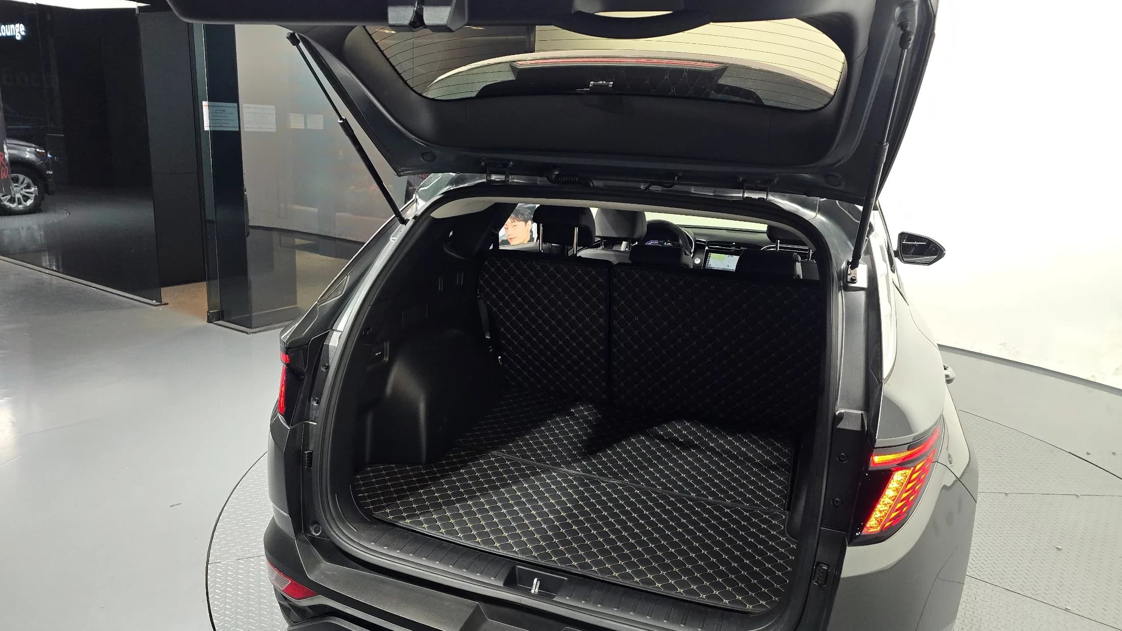 Hyundai Tucson Gasoline 1.6 Turbo 2WD Premium, 2021 г. 54147 км. — фото 20