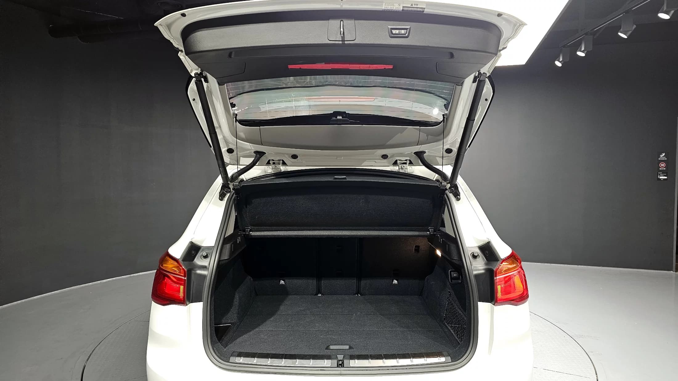 BMW X1 xDrive 20i xLine, 2022 г. 33078 км. — фото 20
