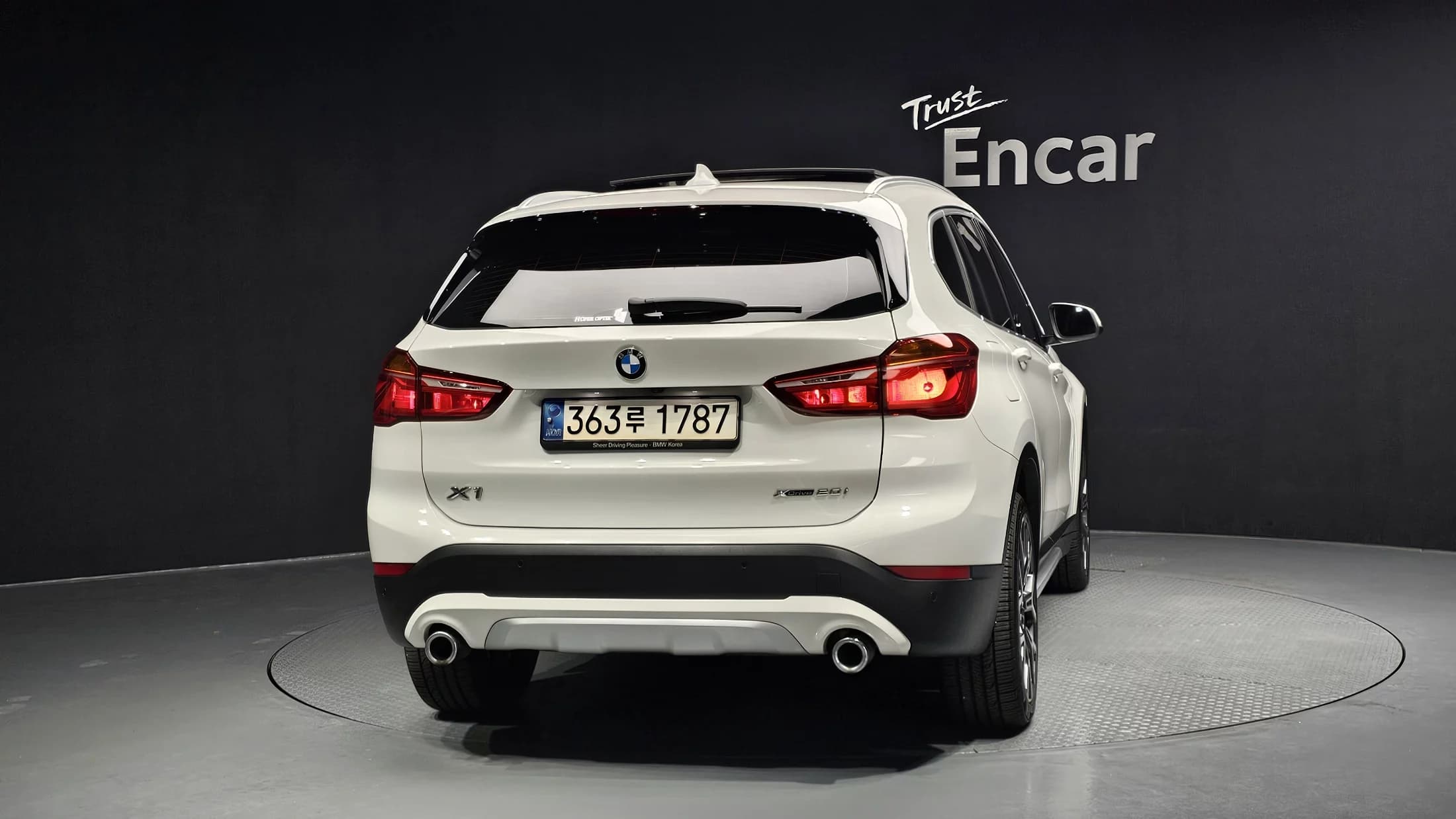 BMW X1 xDrive 20i xLine, 2022 г. 33078 км. — фото 4