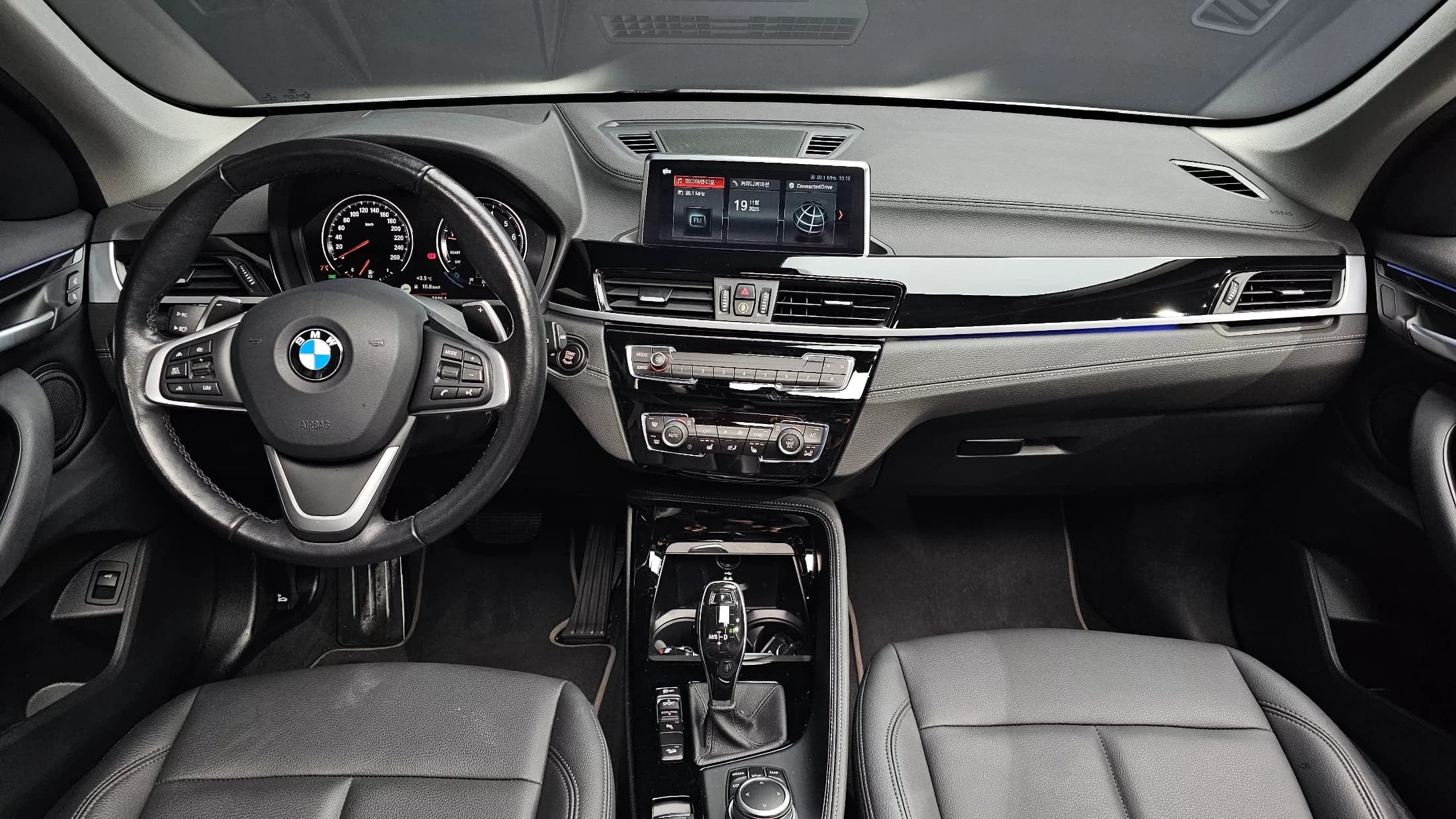 BMW X1 xDrive 20i xLine, 2022 г. 33078 км. — фото 7